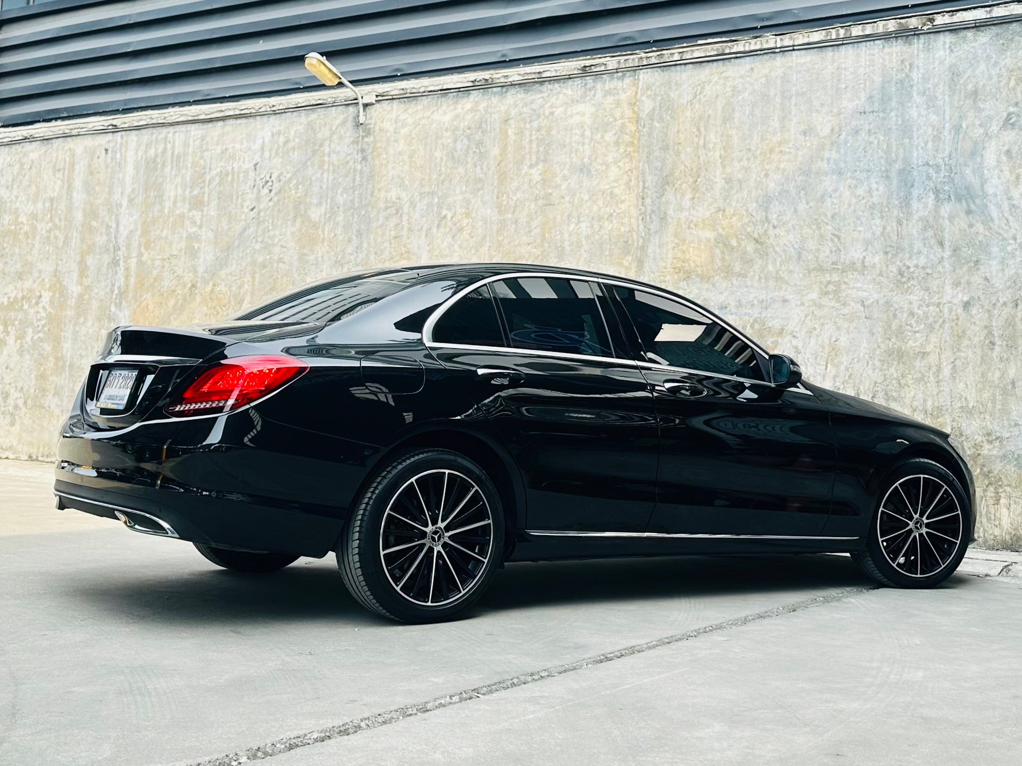 2019 Mercedes-Benz C 220d Exclusive Facelift สีดำ