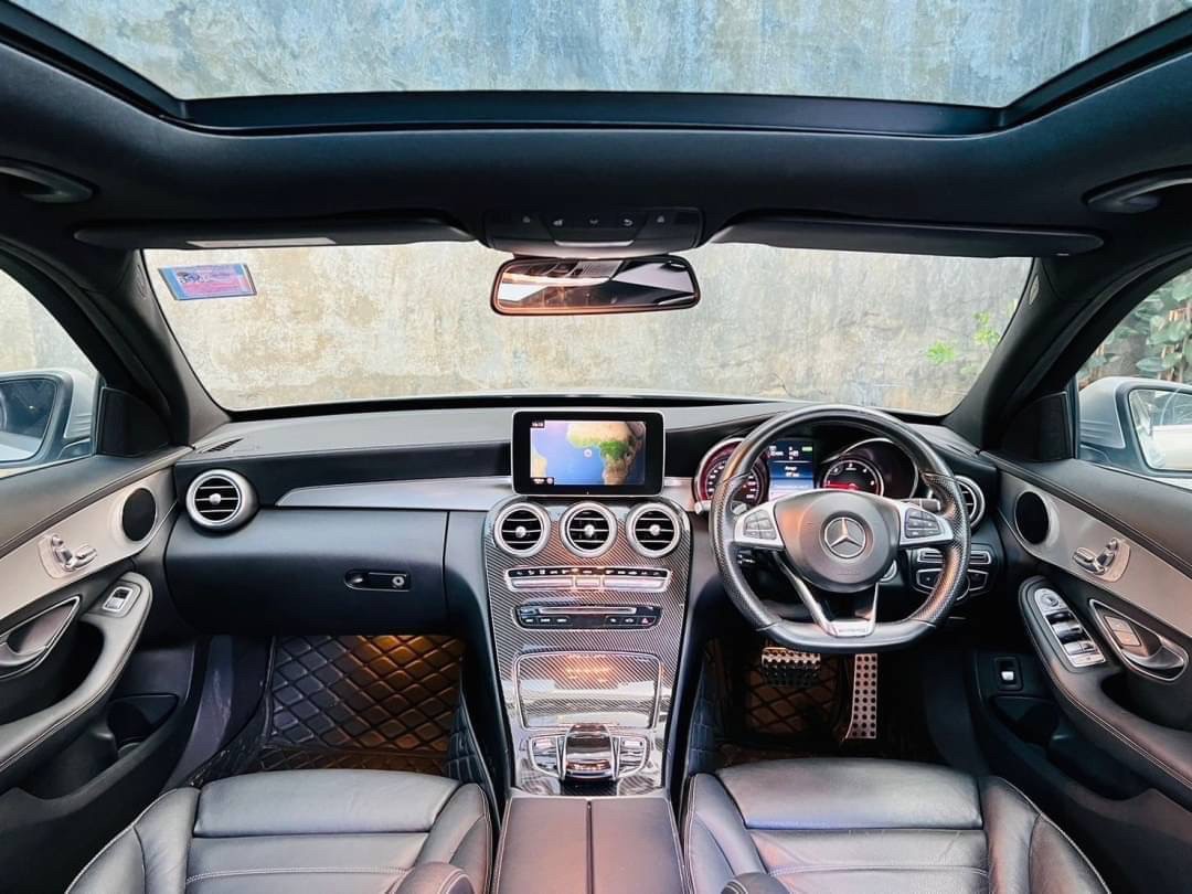 2015 Mercedes-Benz C300 BLUETEC HYBRID AMG Dynamic สีเงิน (รูปที่ 15)