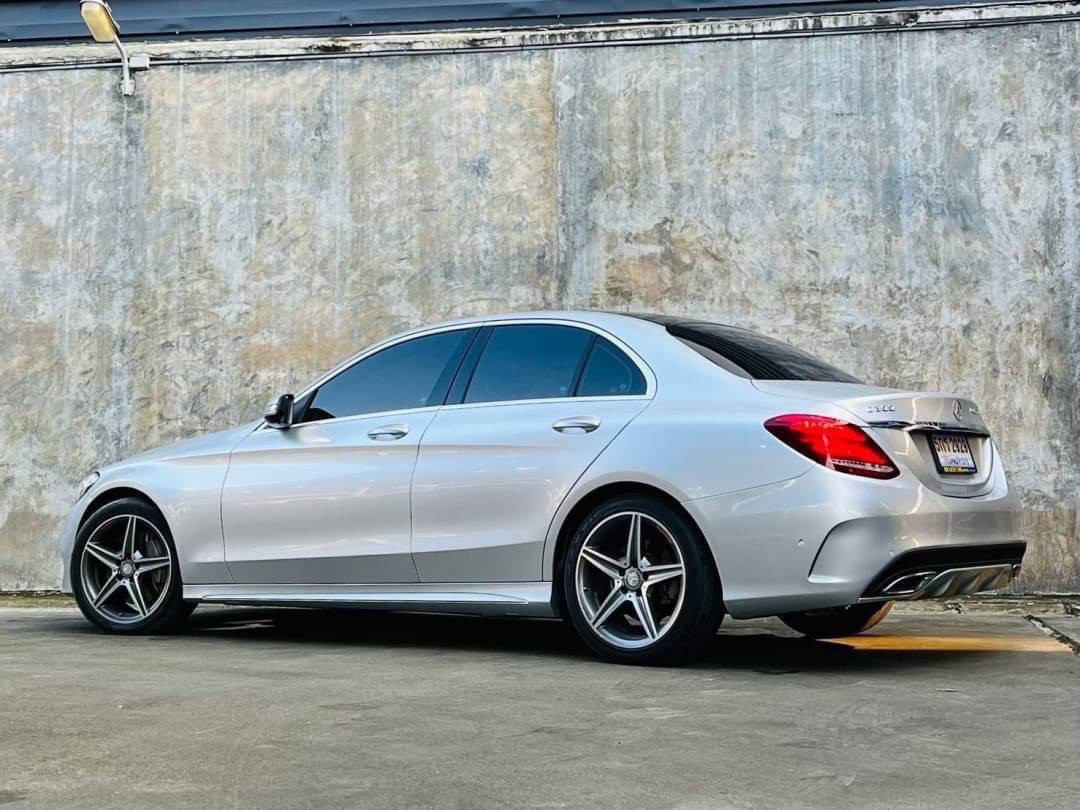 2015 Mercedes-Benz C300 BLUETEC HYBRID AMG Dynamic สีเงิน (รูปที่ 3)