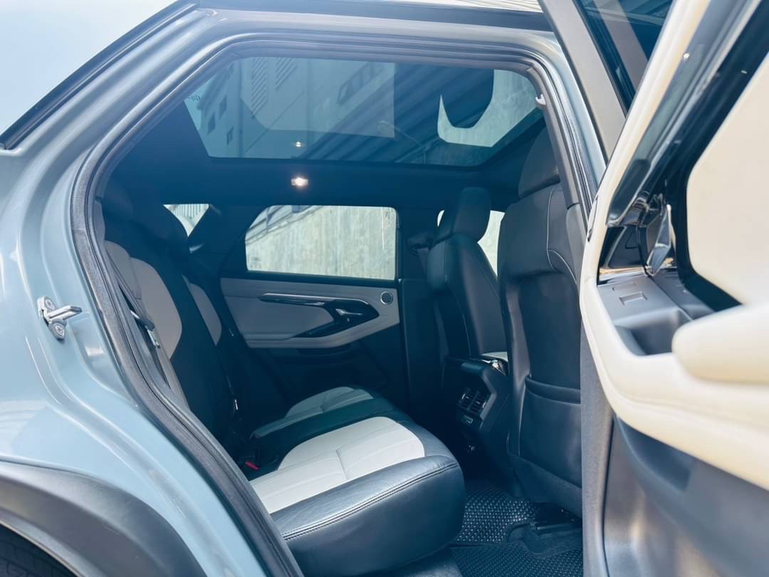 2019 Land Rover RANGE ROVER EVOQUE DIESEL 2.0 SE-R DYNAMIC สีเทา (รูปที่ 13)