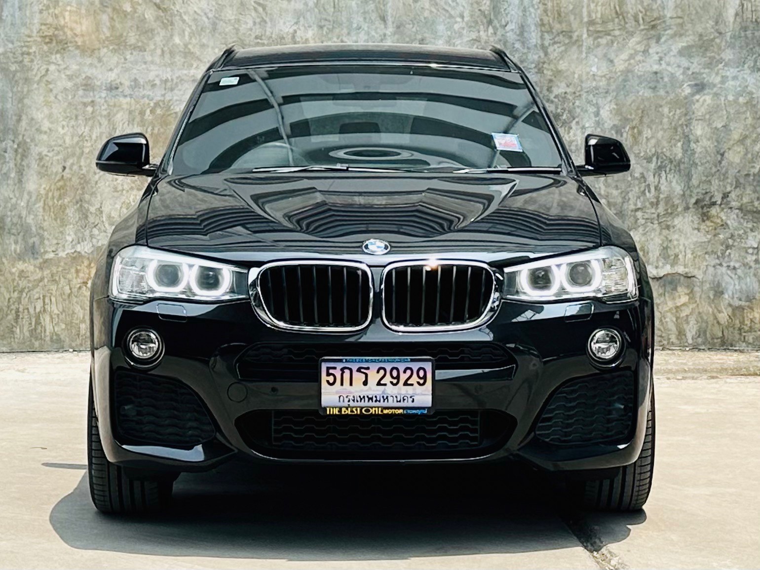2017 BMW X3 XDRIVE20D M-SPORT สีดำ (รูปที่ 9)