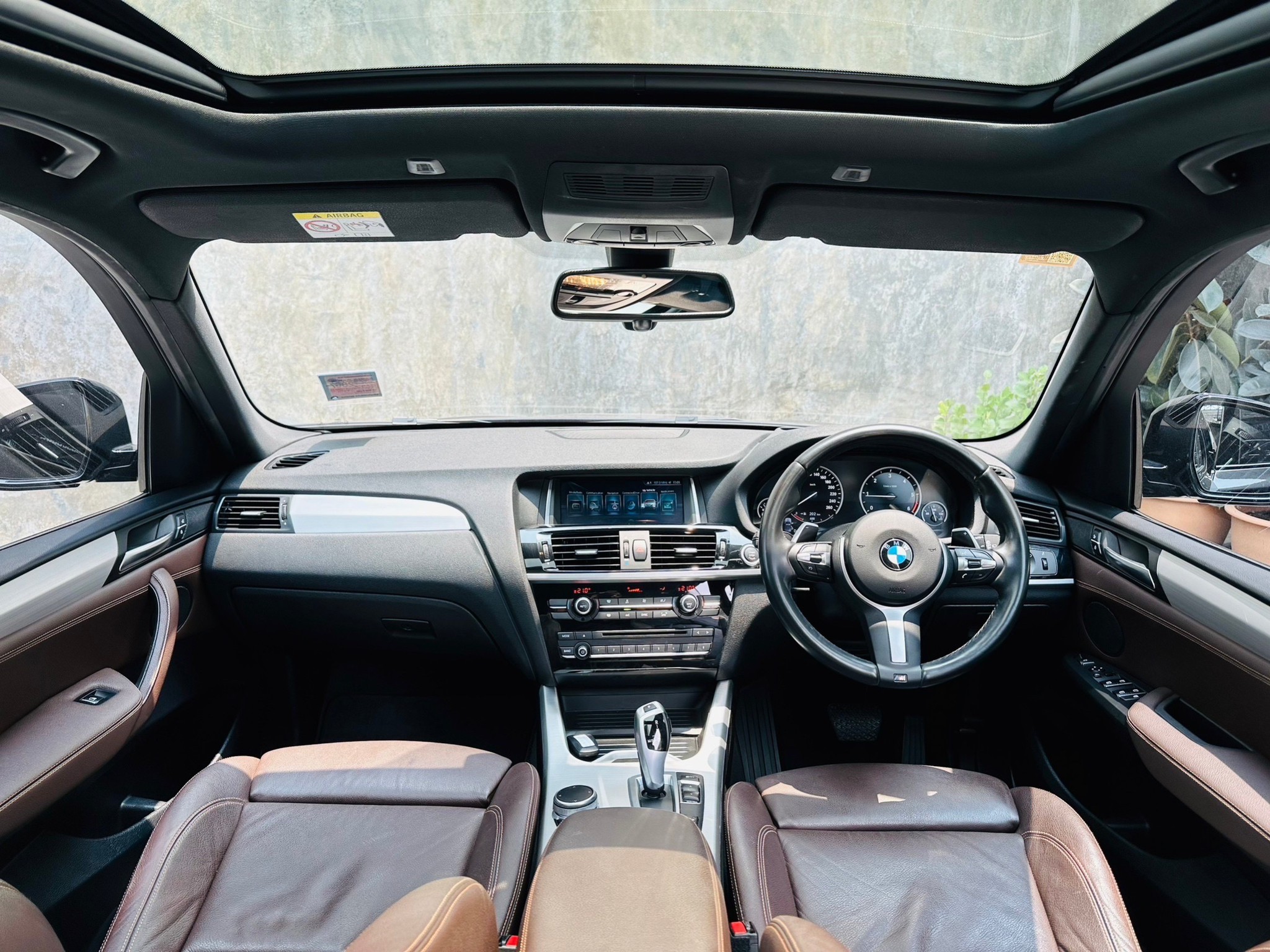2017 BMW X3 XDRIVE20D M-SPORT สีดำ (รูปที่ 5)