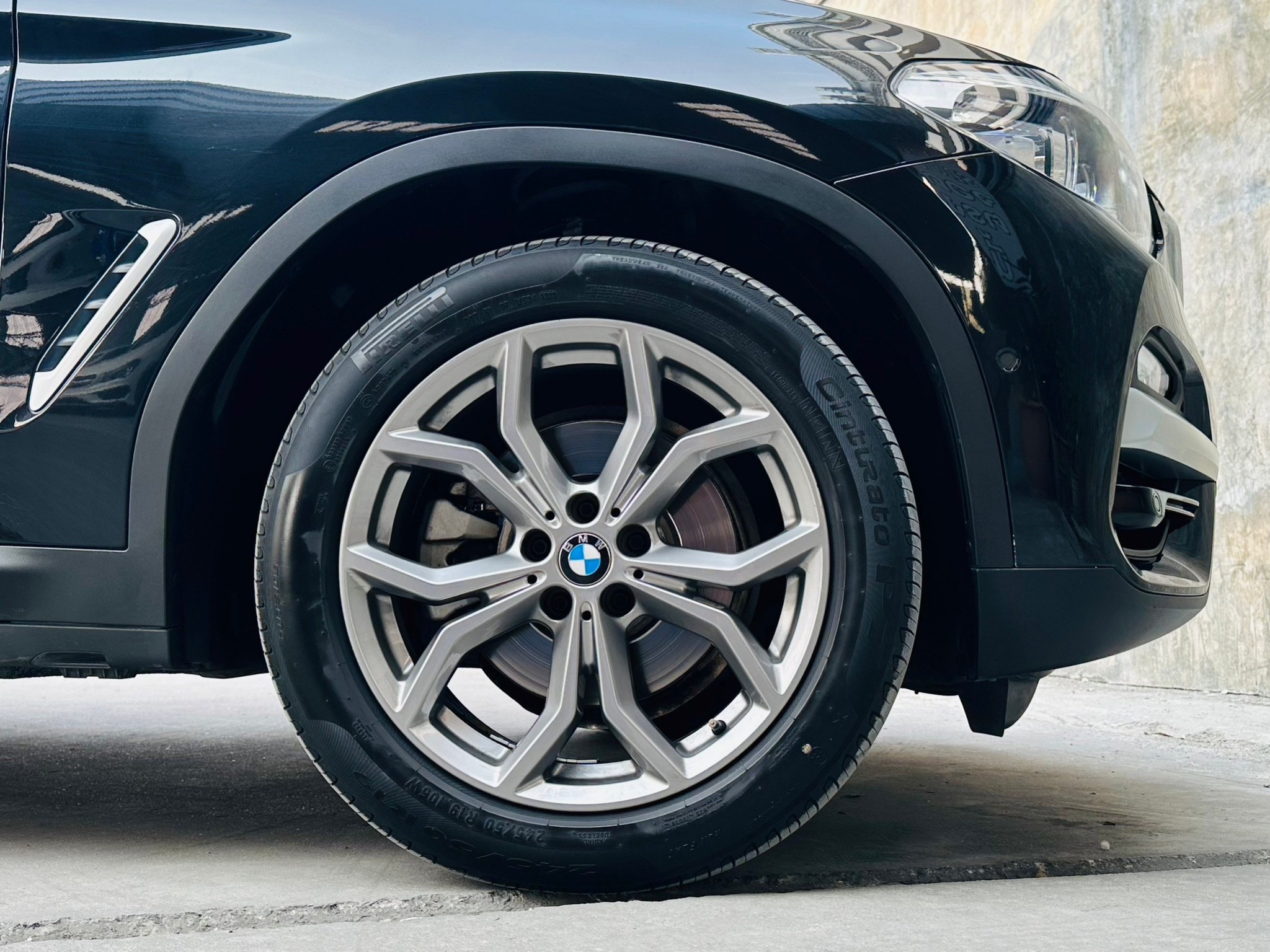 2019 BMW X3 XDRIVE20D XLINE สีดำ (รูปที่ 11)