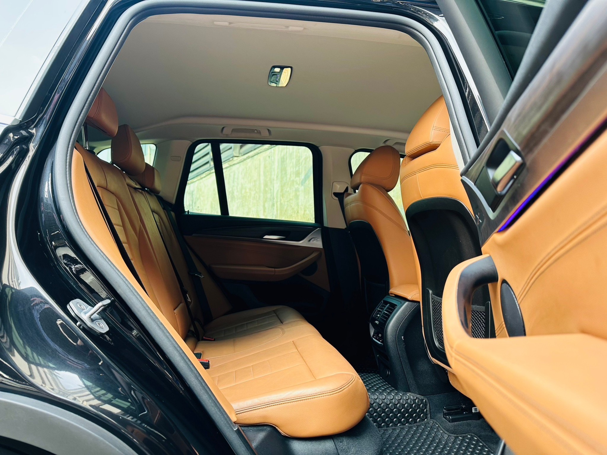 2019 BMW X3 XDRIVE20D XLINE สีดำ (รูปที่ 7)