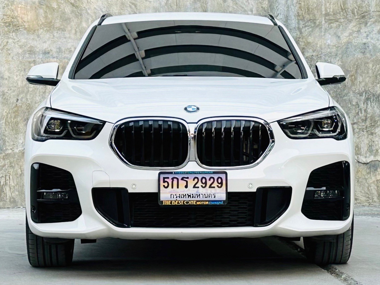 2021 BMW X1 F48 สีขาว