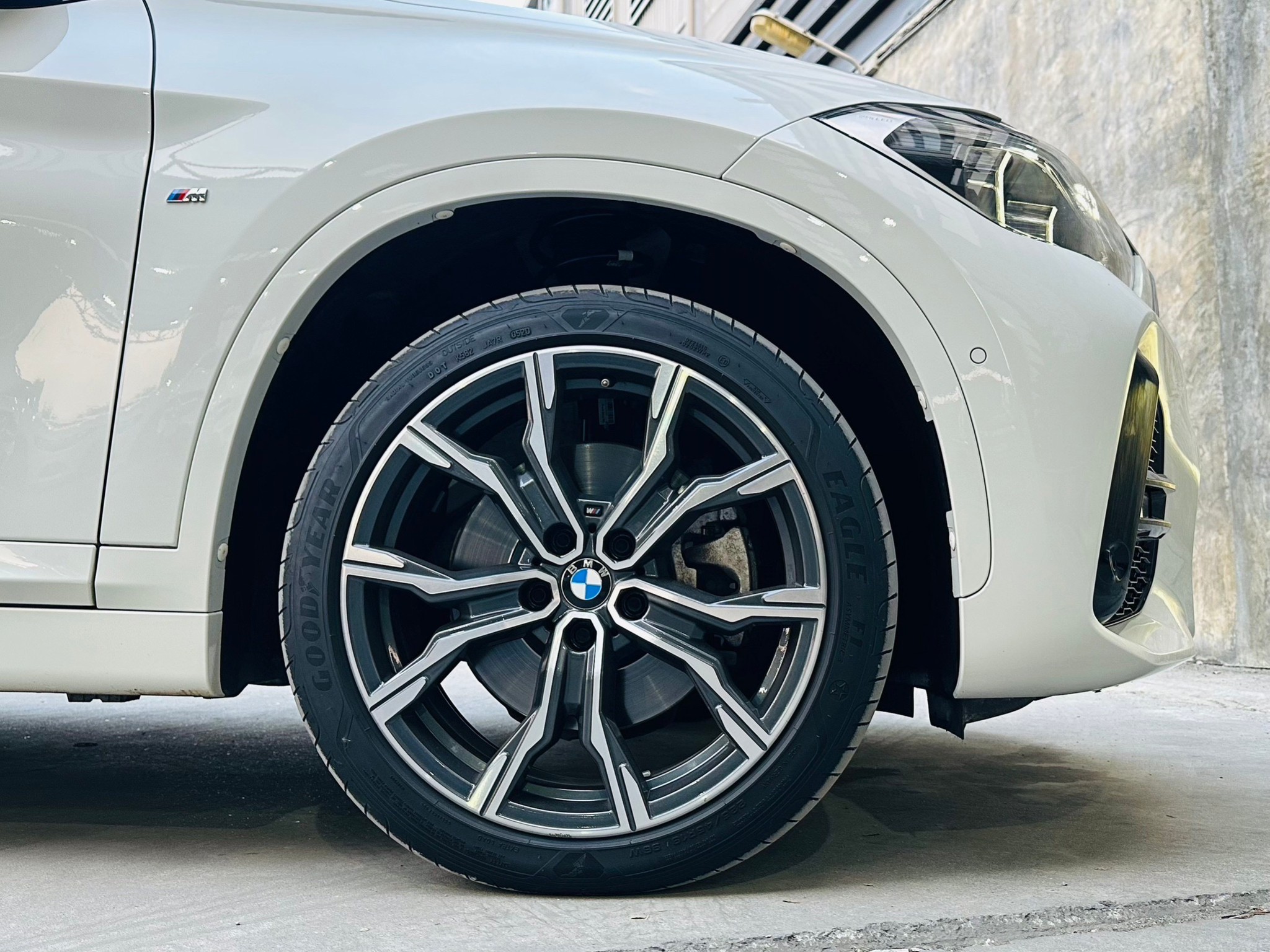 2021 BMW X1 F48 สีขาว (รูปที่ 4)
