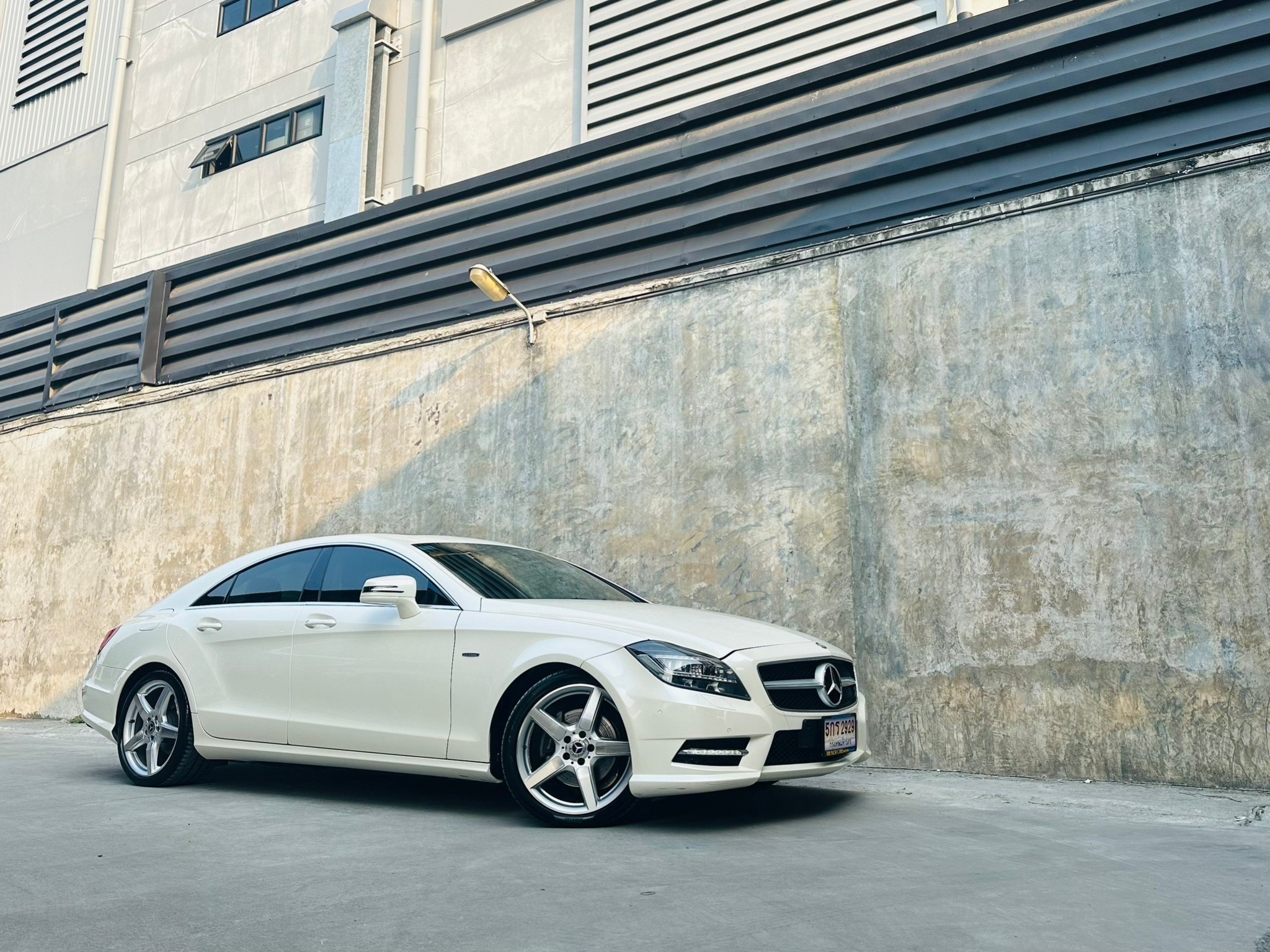 2013 Mercedes-Benz CLS-Class W218 CLS250 สีขาว