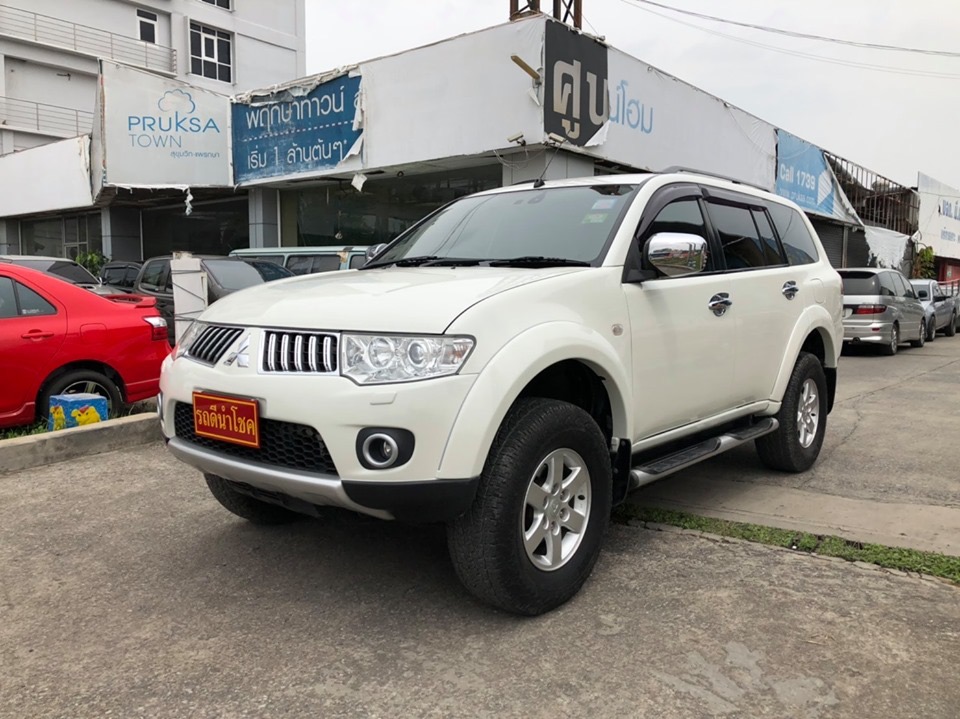 Mitsubishi Pajero Sport ปี 2011 สีขาว (รูปที่ 3)