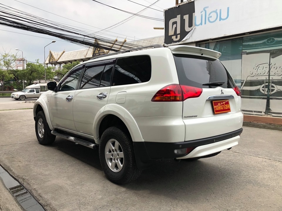 Mitsubishi Pajero Sport ปี 2011 สีขาว (รูปที่ 5)