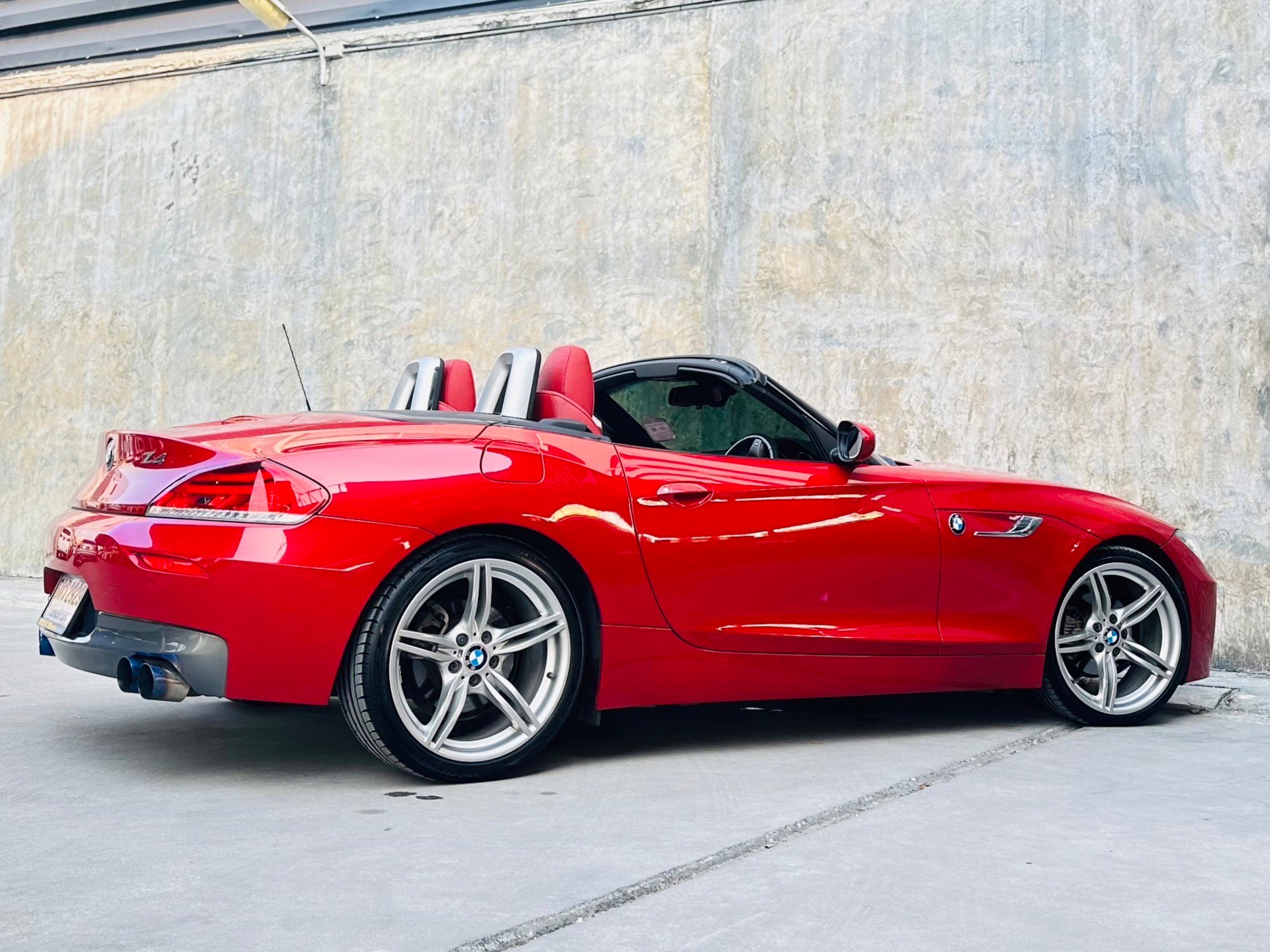 2014 BMW Z4 E89 สีแดง