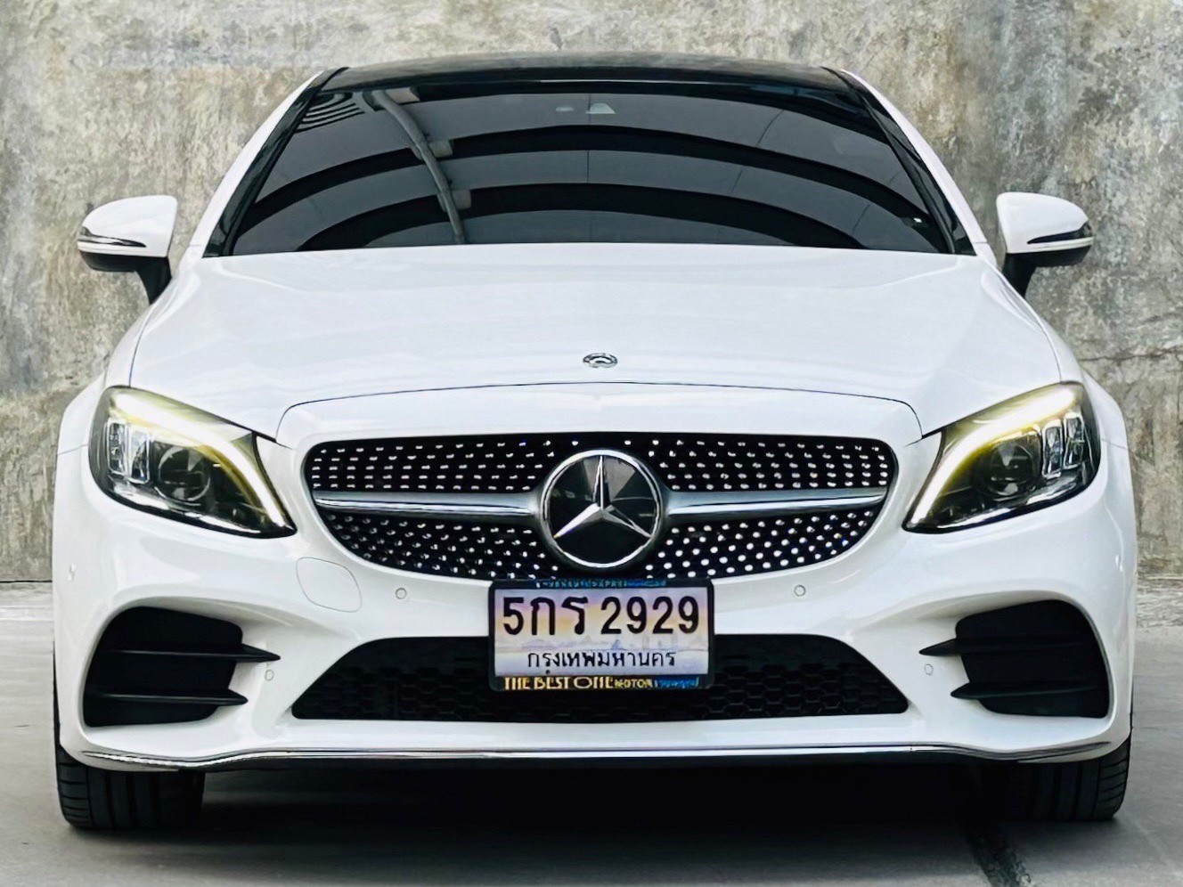 2021 Mercedes-Benz C-Class W205 C200 สีขาว (รูปที่ 9)