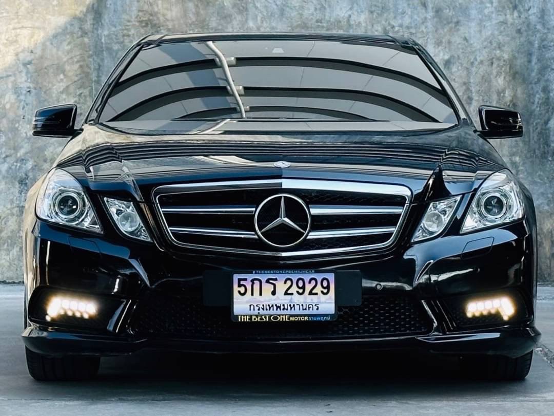 2011 Mercedes-Benz E-Class E250 CGI 2012 สีดำ (รูปที่ 3)