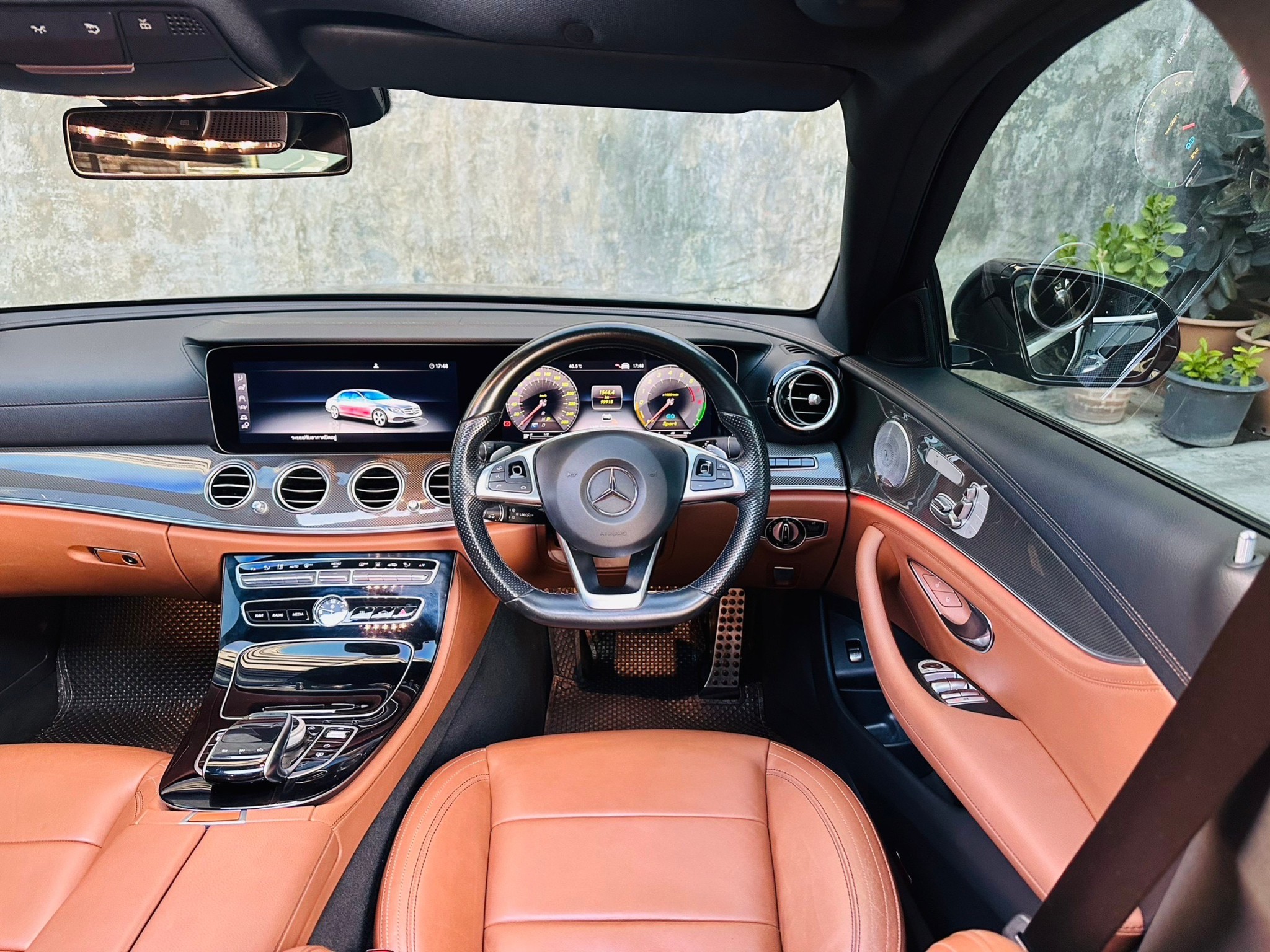 2018 Mercedes-Benz E-Class W213 E350 สีดำ (รูปที่ 17)