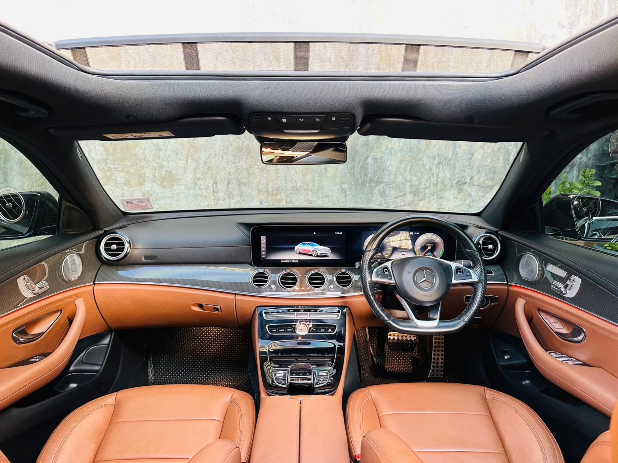 2018 Mercedes-Benz E-Class W213 E350 สีดำ (รูปที่ 14)