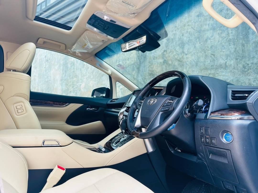2022 Toyota 2.5 HYBRID GF PACKAGE 4WD MINORCHANGE สีขาว (รูปที่ 15)