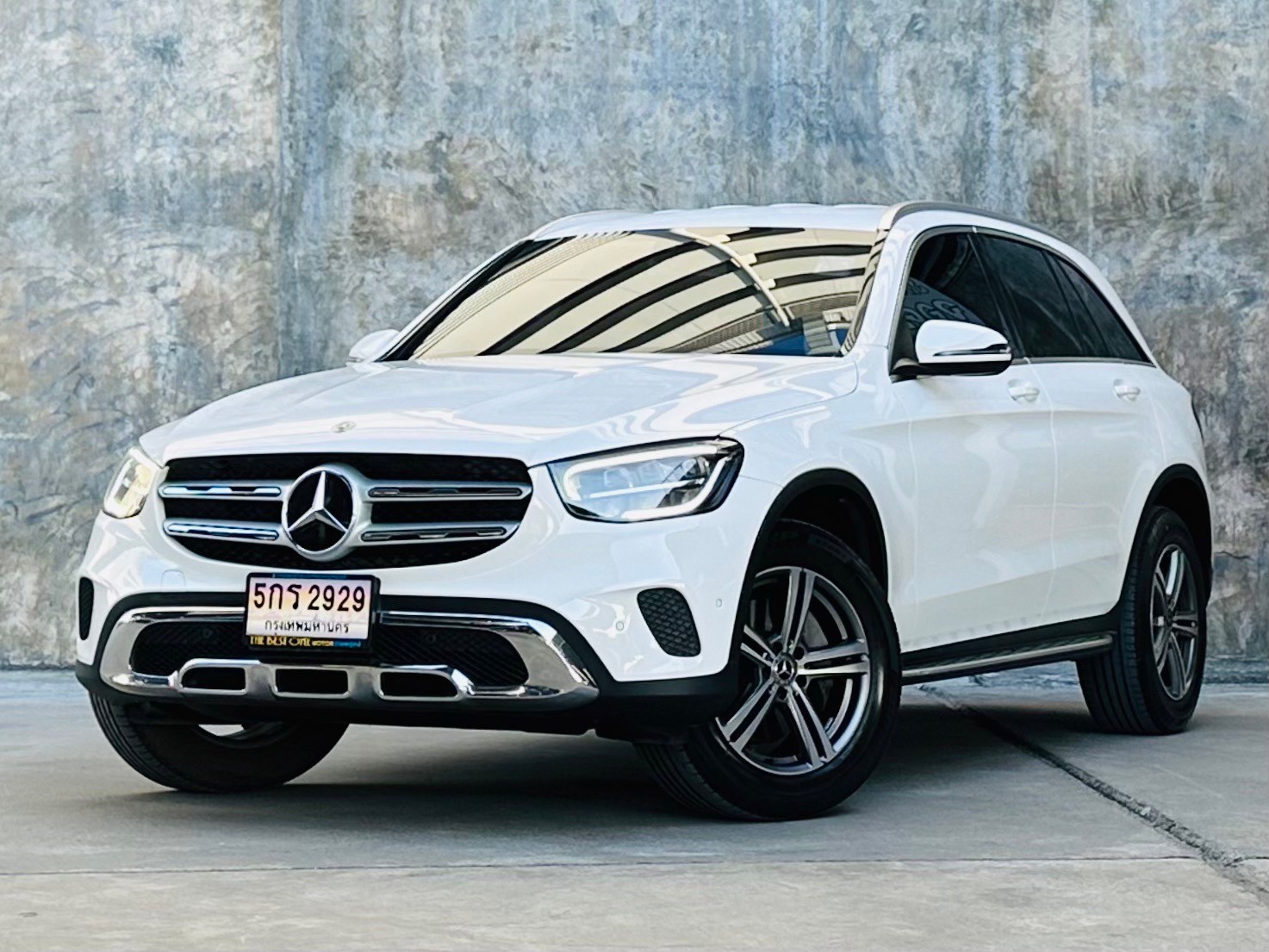2020 Mercedes-Benz GLC220d Off-Road สีขาว