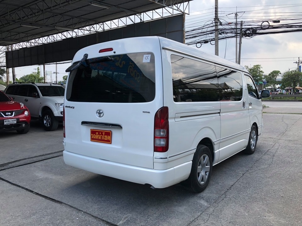 Toyota Ventury ปี 2010 สีขาว (รูปที่ 7)