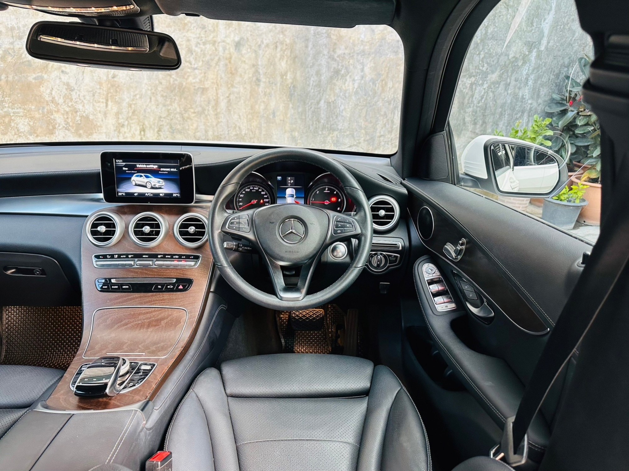 2019 Mercedes-Benz GLC-Class X253,C253 GLC250 สีขาว (รูปที่ 14)