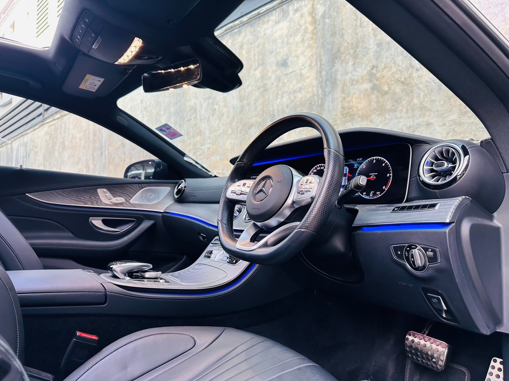 2021 Mercedes-Benz CLS-Class C257 CLS300 สีดำ (รูปที่ 16)