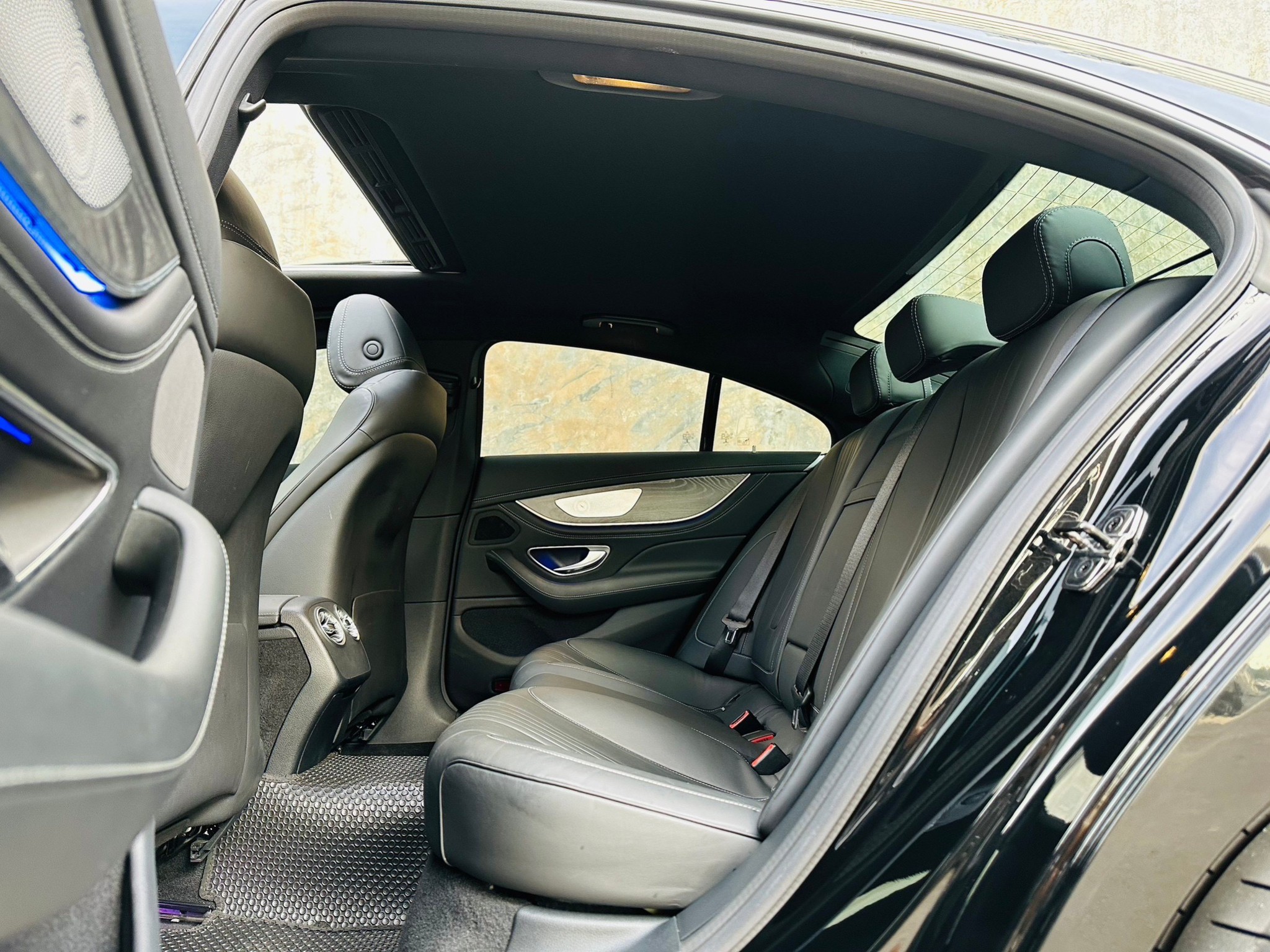 2021 Mercedes-Benz CLS-Class C257 CLS300 สีดำ (รูปที่ 5)