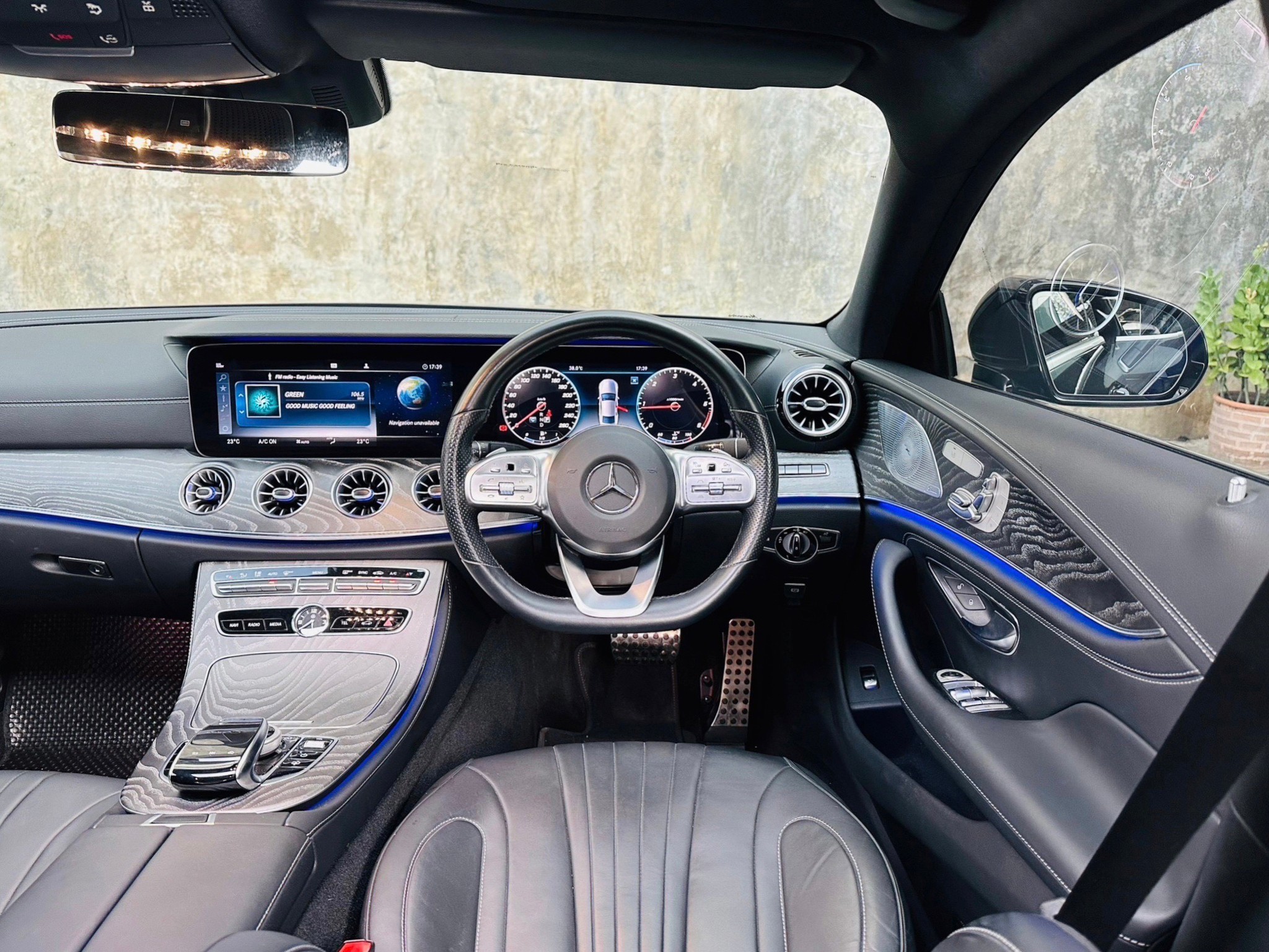 2021 Mercedes-Benz CLS-Class C257 CLS300 สีดำ (รูปที่ 10)