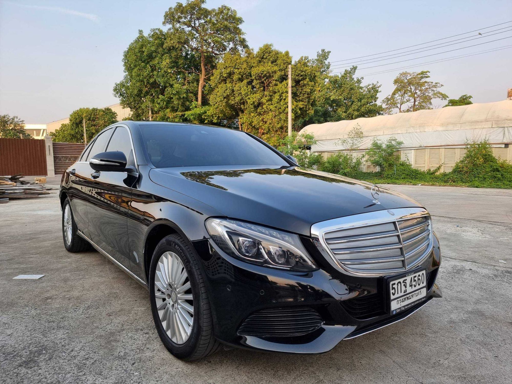 2015 Mercedes-Benz C300 Exclusive Bluetec Hybrid สีดำ