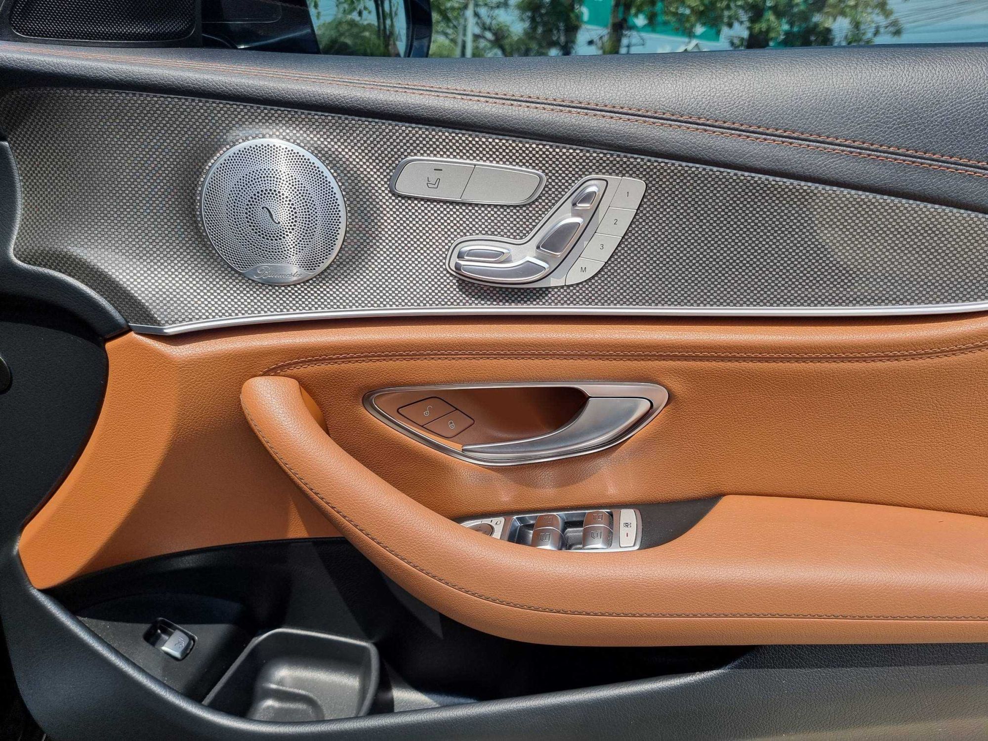 2018 Mercedes-Benz E350e AMG Dynamic W213 สีดำ (รูปที่ 19)