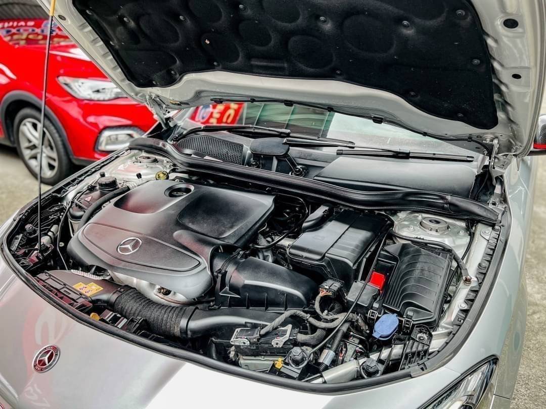 2018 Mercedes-Benz CLA-Class C118 CLA200 สีเงิน (รูปที่ 10)