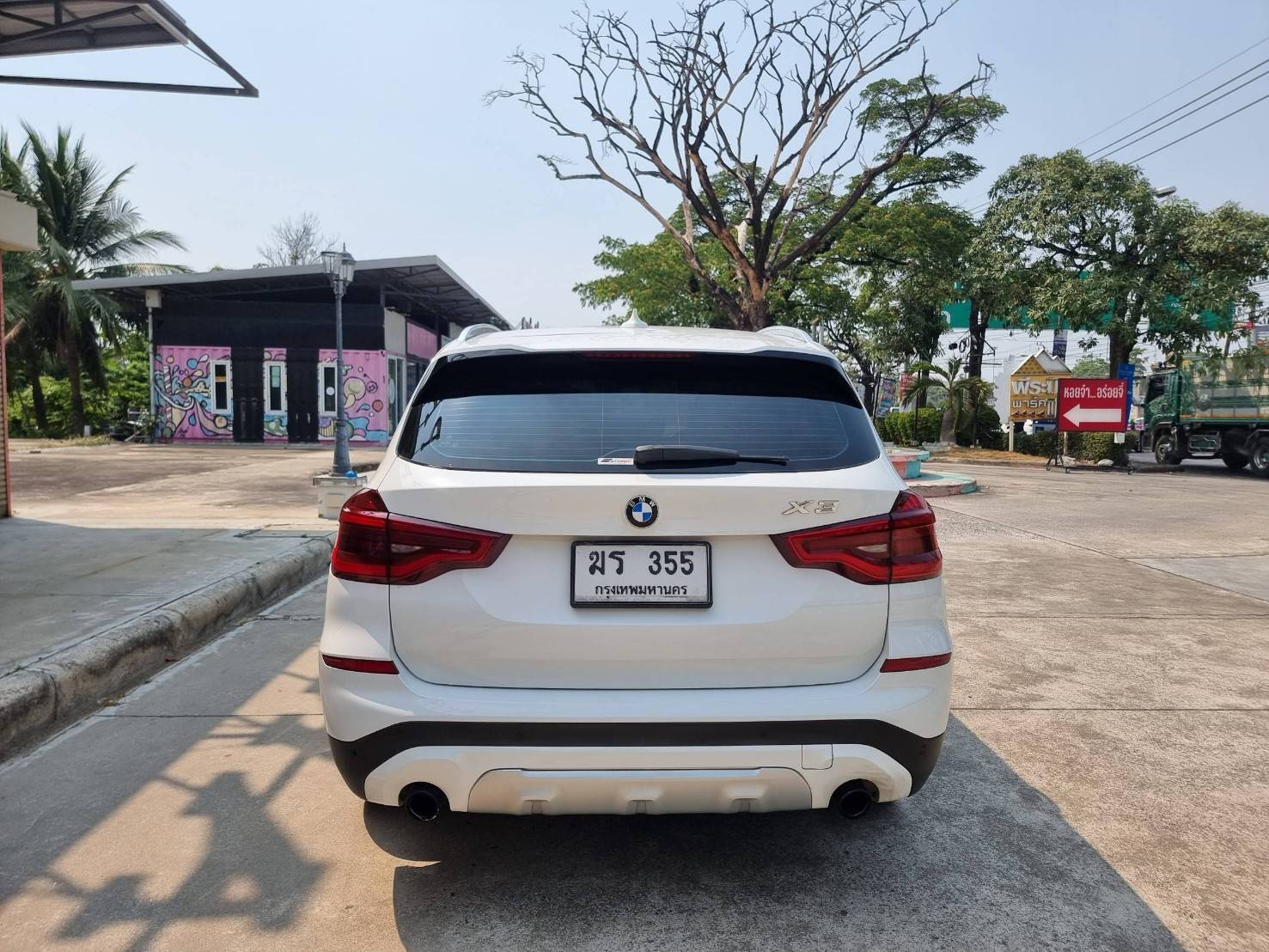2018 BMW X3 G01 สีขาว (รูปที่ 5)