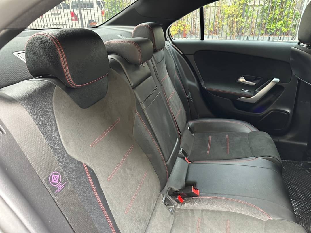 2020 Mercedes-Benz A-Class A200 สีขาว (รูปที่ 13)