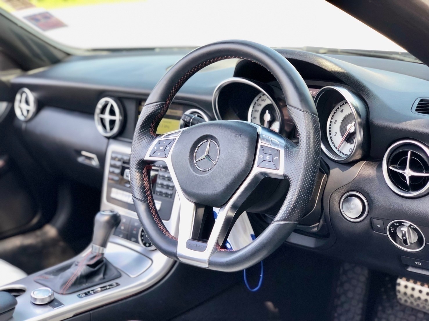 2012 Mercedes-Benz SLK-Class R172 SLK200 สีดำ (รูปที่ 10)