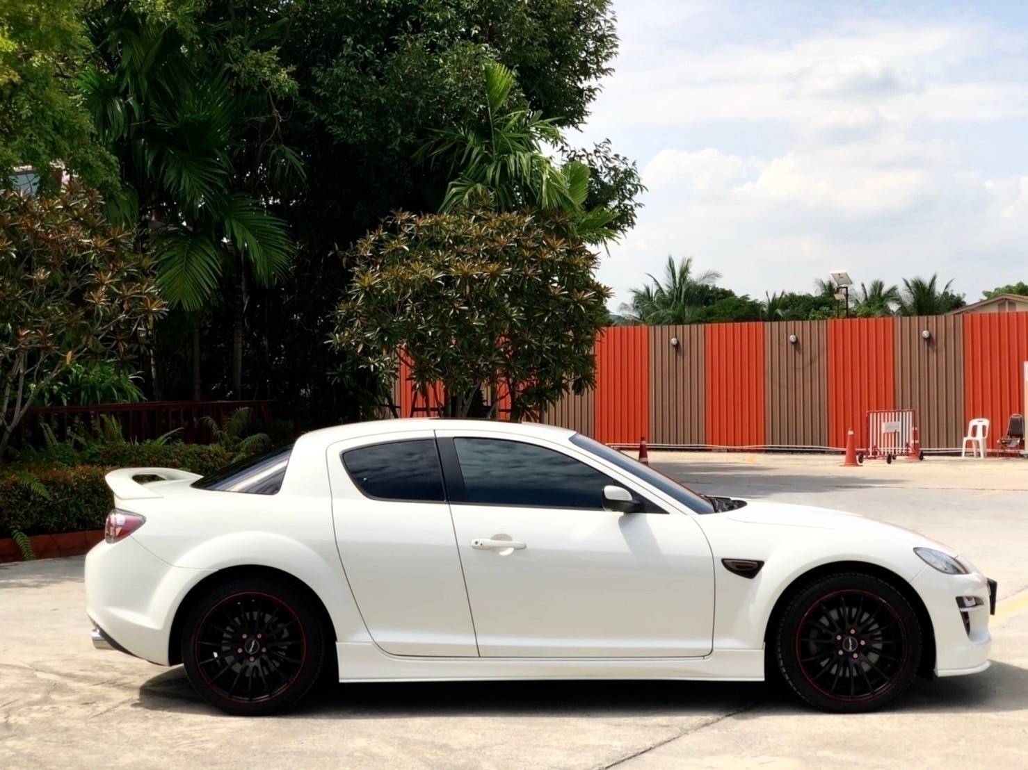 2009 Mazda RX-8 สีขาว