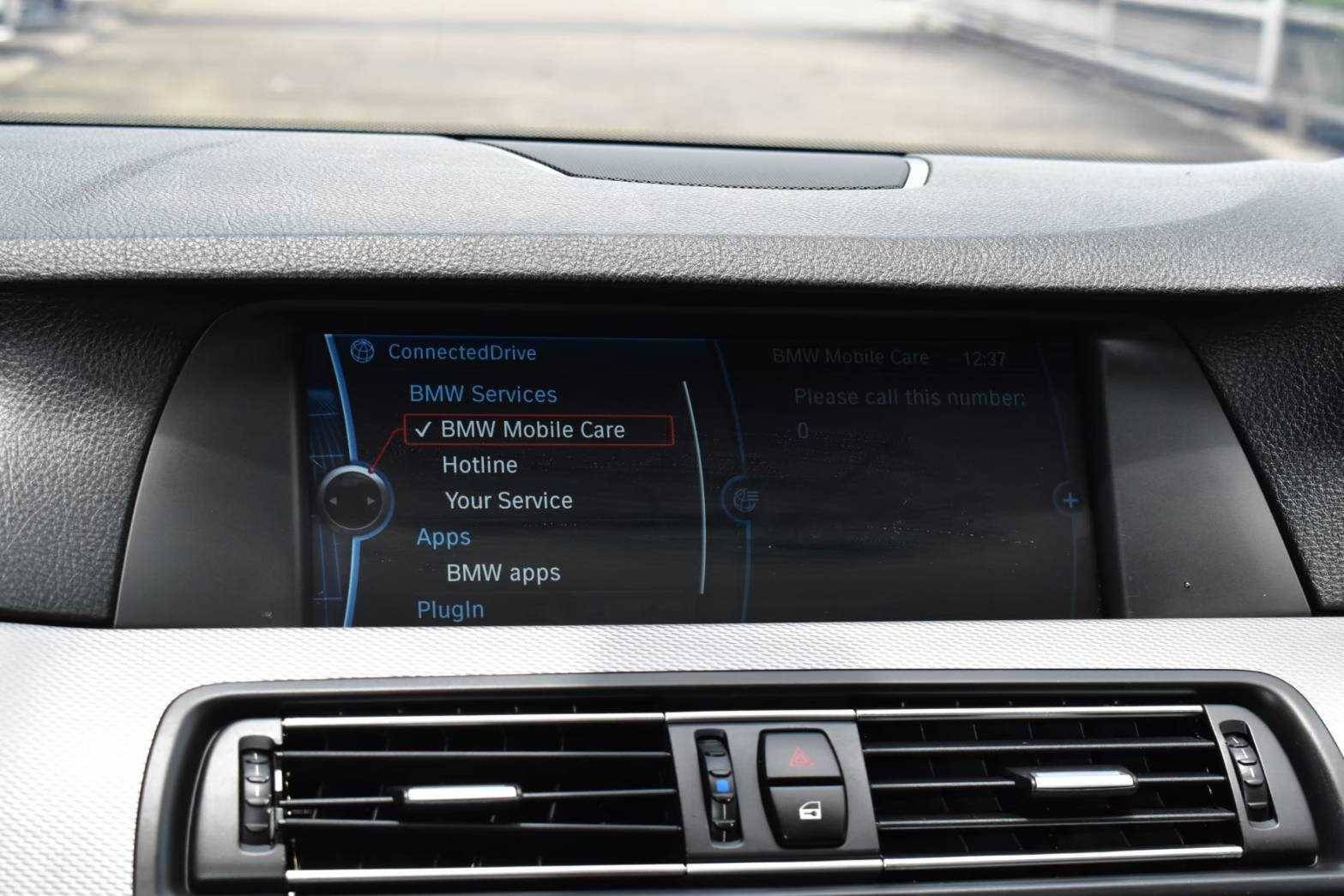 2012 BMW 528i M SPORT F10 สีดำ (รูปที่ 8)