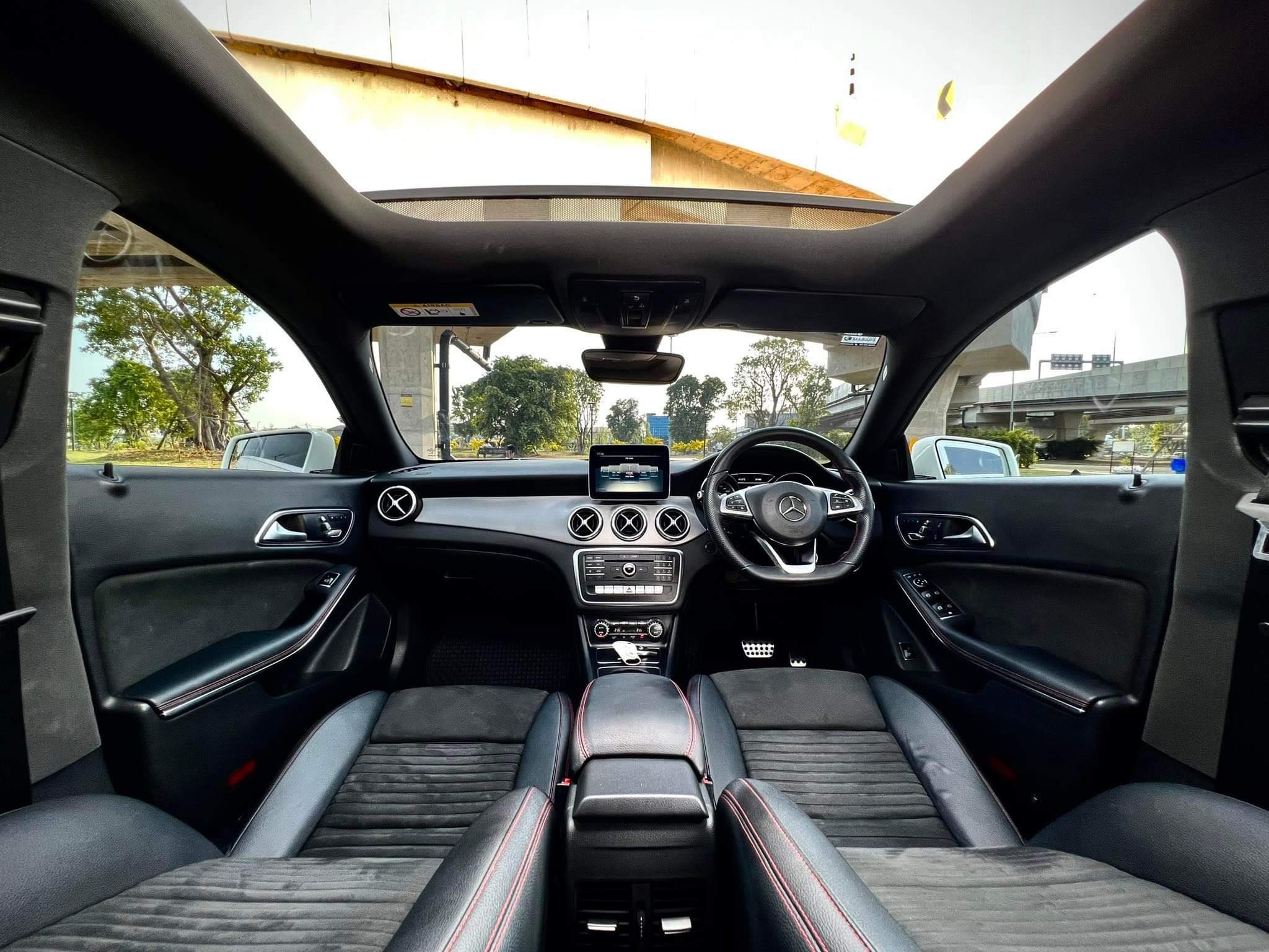 Mercedes Benz CLA250 AMG Dynamic มือเดียว สภาพดีกว่านี้ไม่มีอีกแล้ว (รูปที่ 21)