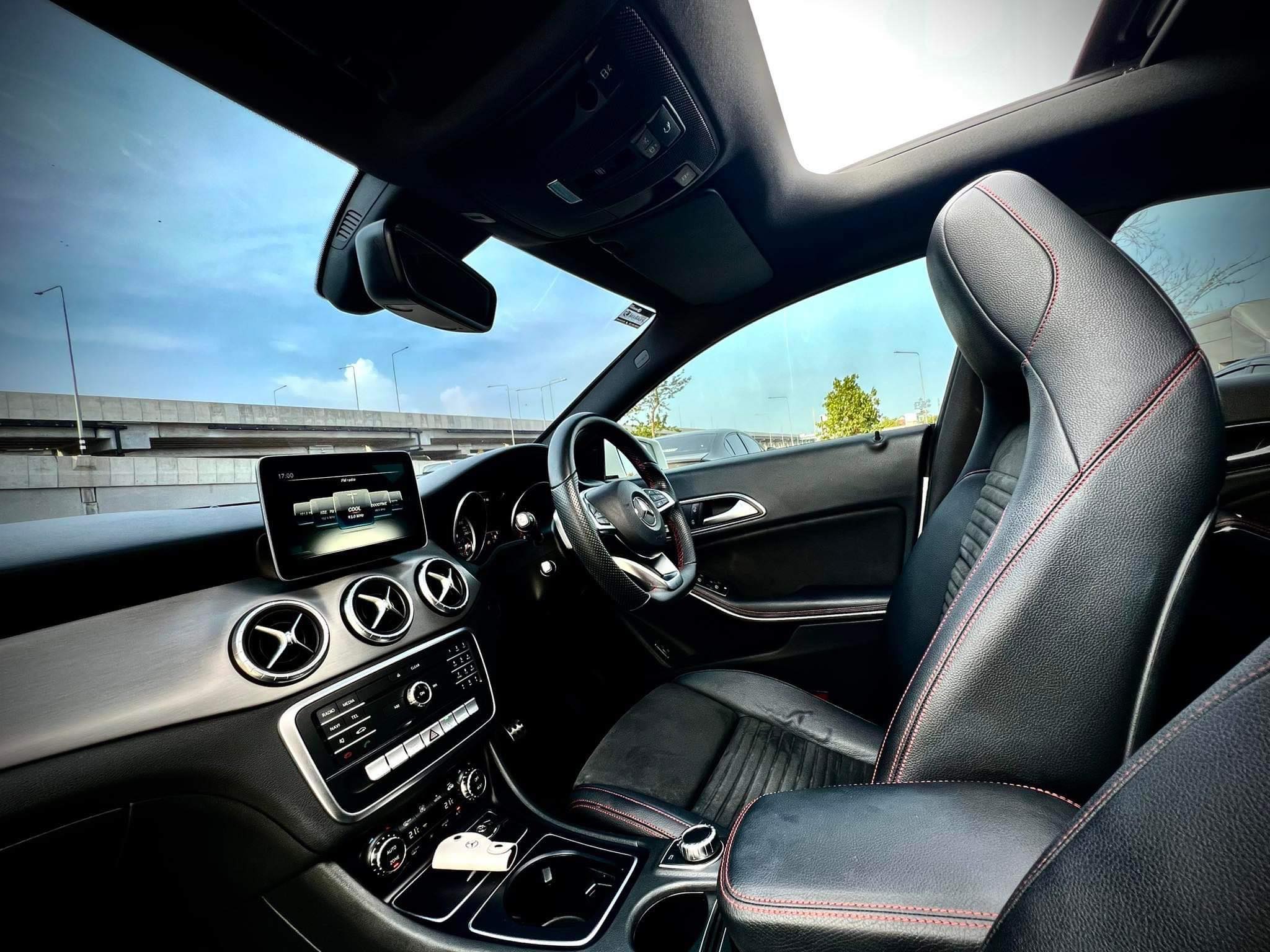 Mercedes Benz CLA250 AMG Dynamic มือเดียว สภาพดีกว่านี้ไม่มีอีกแล้ว (รูปที่ 25)