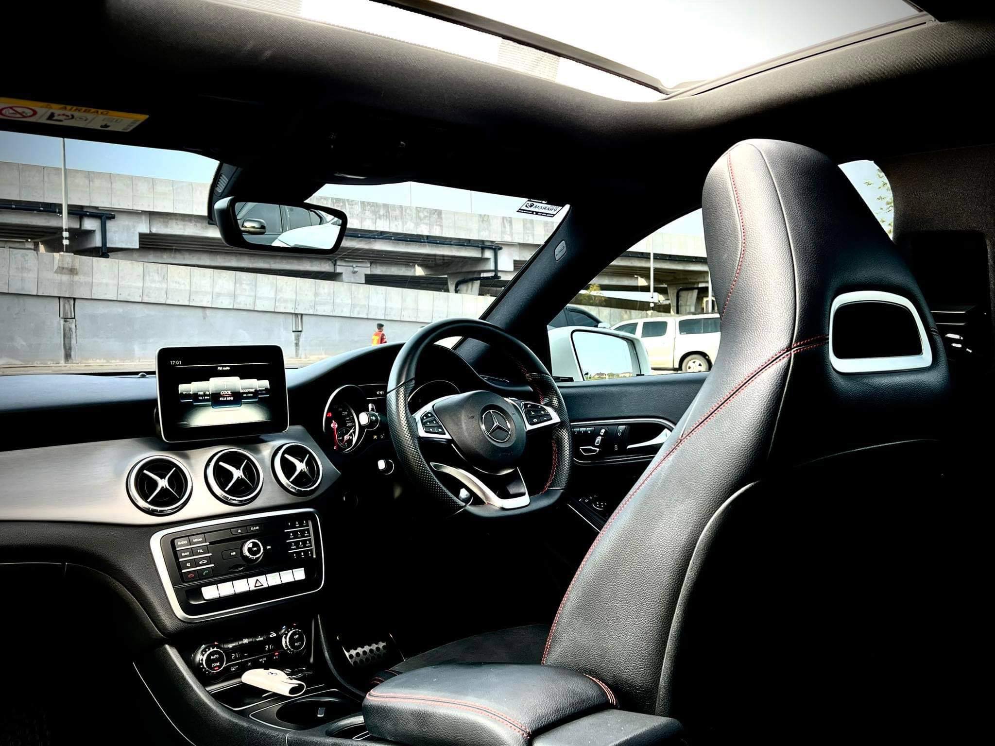 Mercedes Benz CLA250 AMG Dynamic มือเดียว สภาพดีกว่านี้ไม่มีอีกแล้ว (รูปที่ 22)