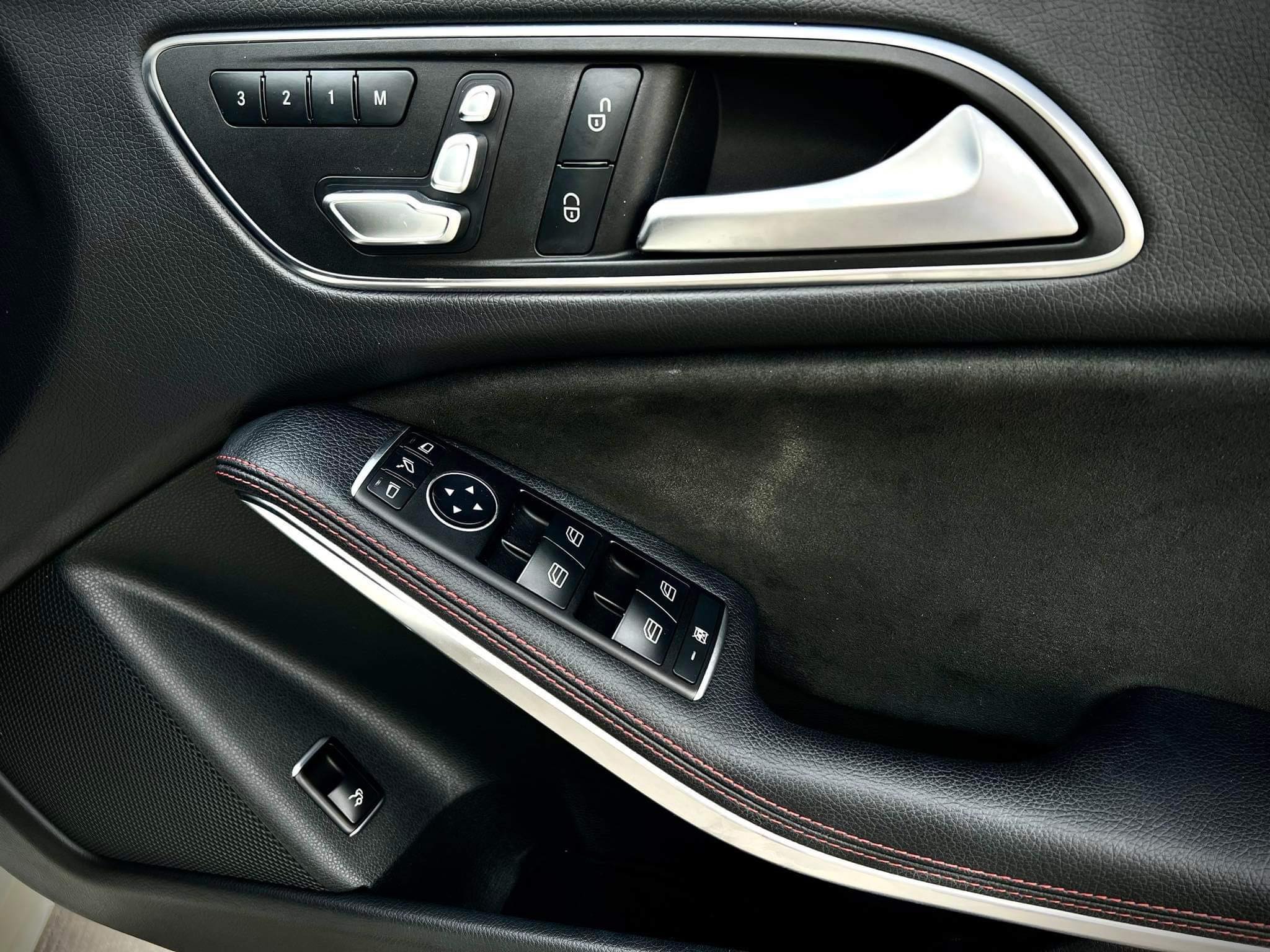 Mercedes Benz CLA250 AMG Dynamic มือเดียว สภาพดีกว่านี้ไม่มีอีกแล้ว (รูปที่ 27)
