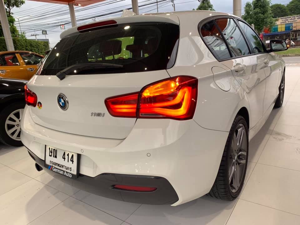 BMW 1 Series F20 118i ปี 2016 สีขาว (รูปที่ 4)