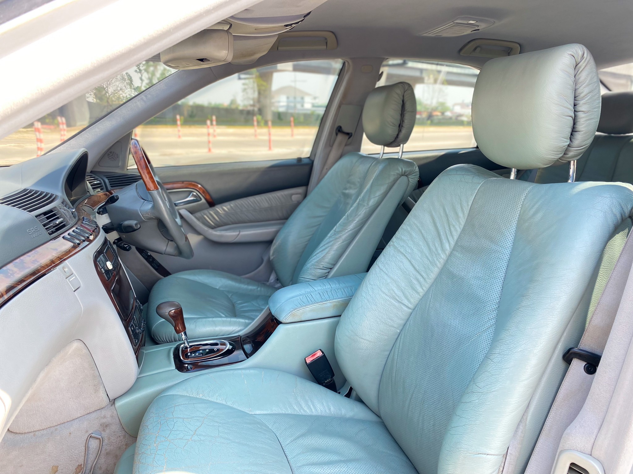 2002 Mercedes-Benz S-Class W220 S280 สีฟ้า (รูปที่ 17)
