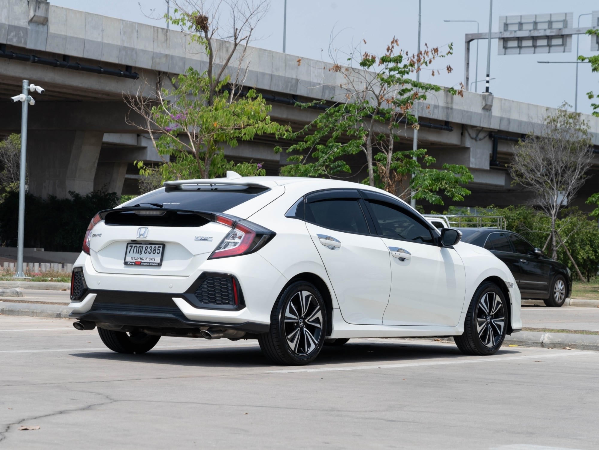 2018 Honda Civic Hatchback สีขาว