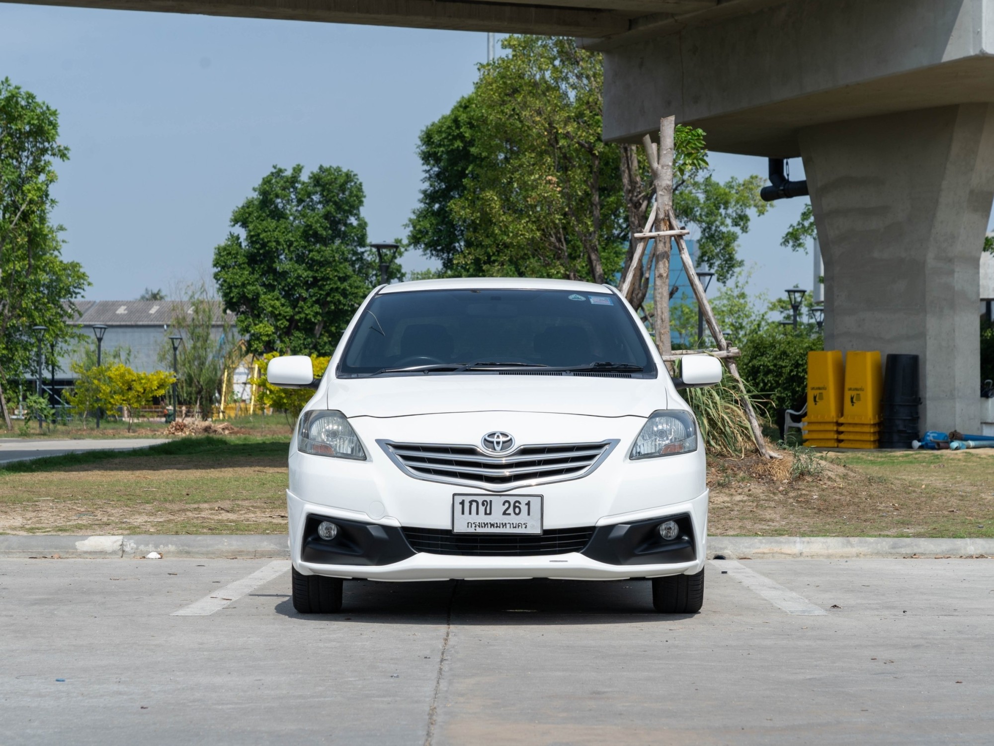 2012 Toyota Vios สีขาว (รูปที่ 19)