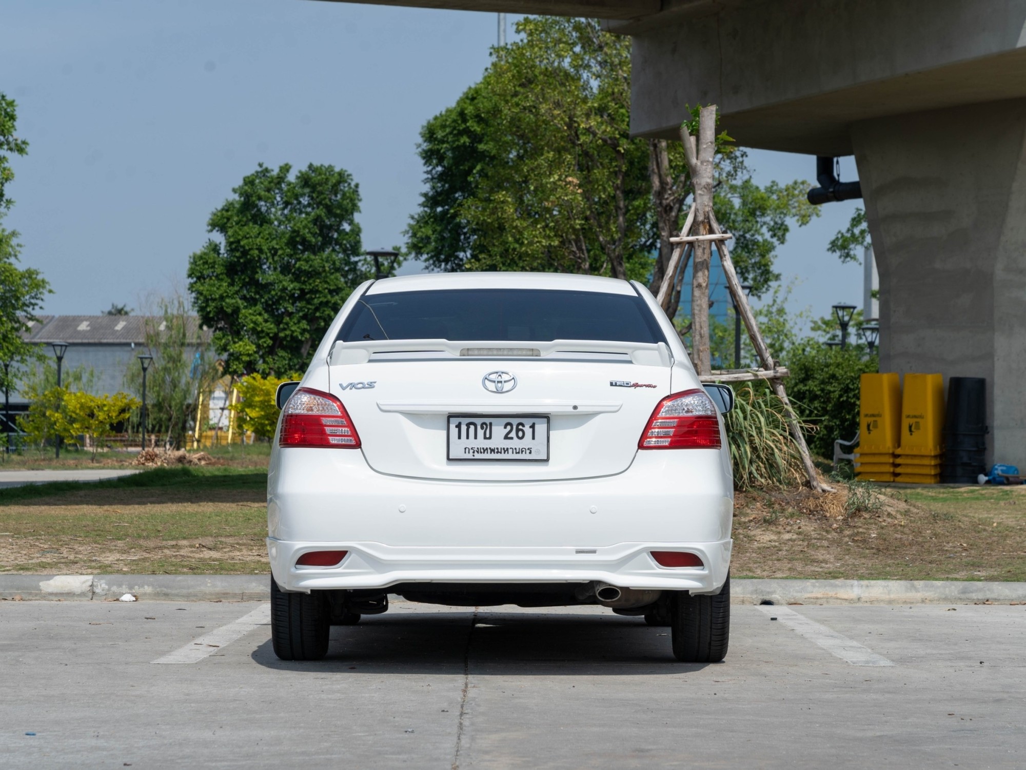 2012 Toyota Vios สีขาว (รูปที่ 16)