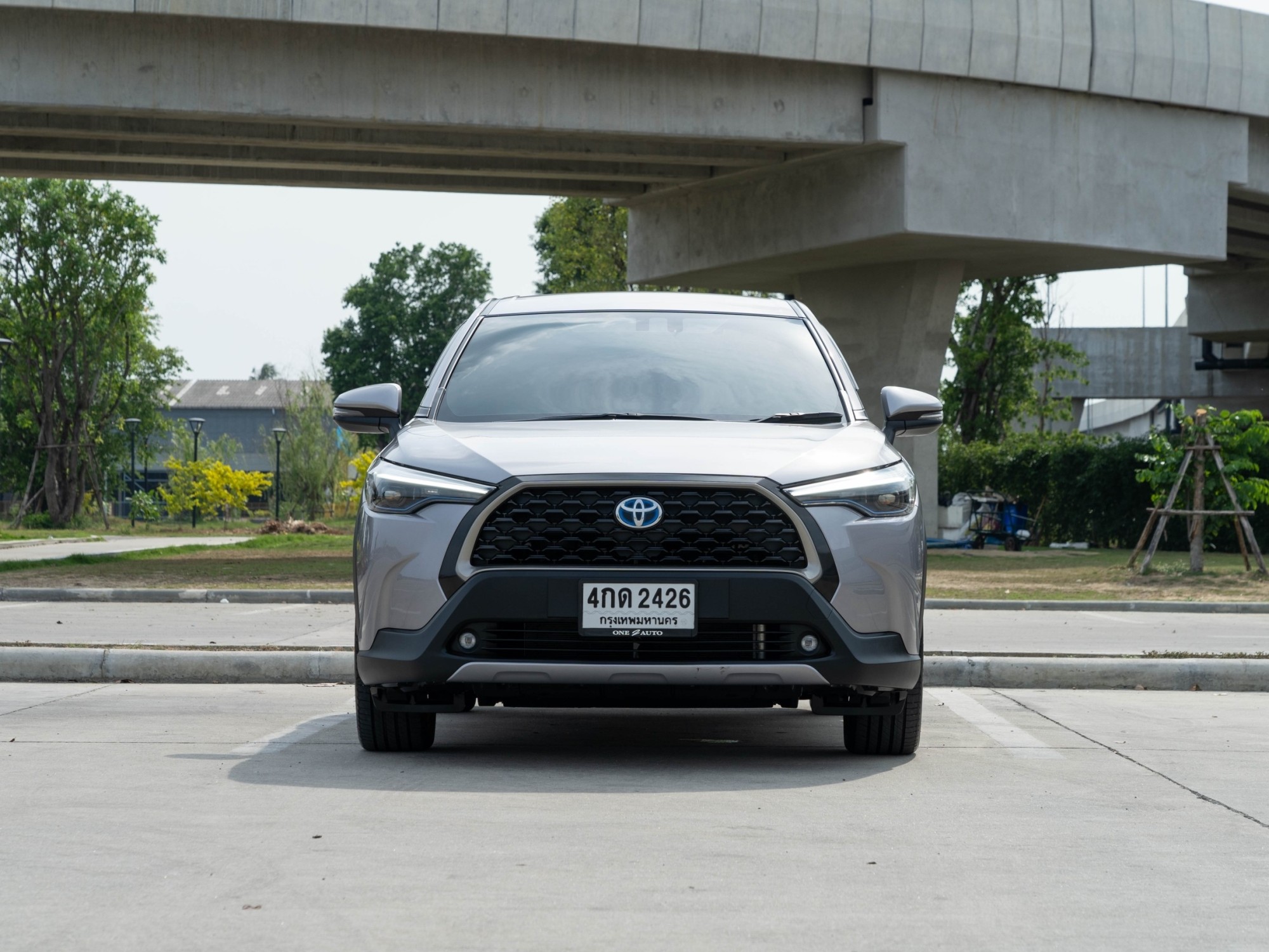 2020 Toyota Corolla Cross สีเงิน