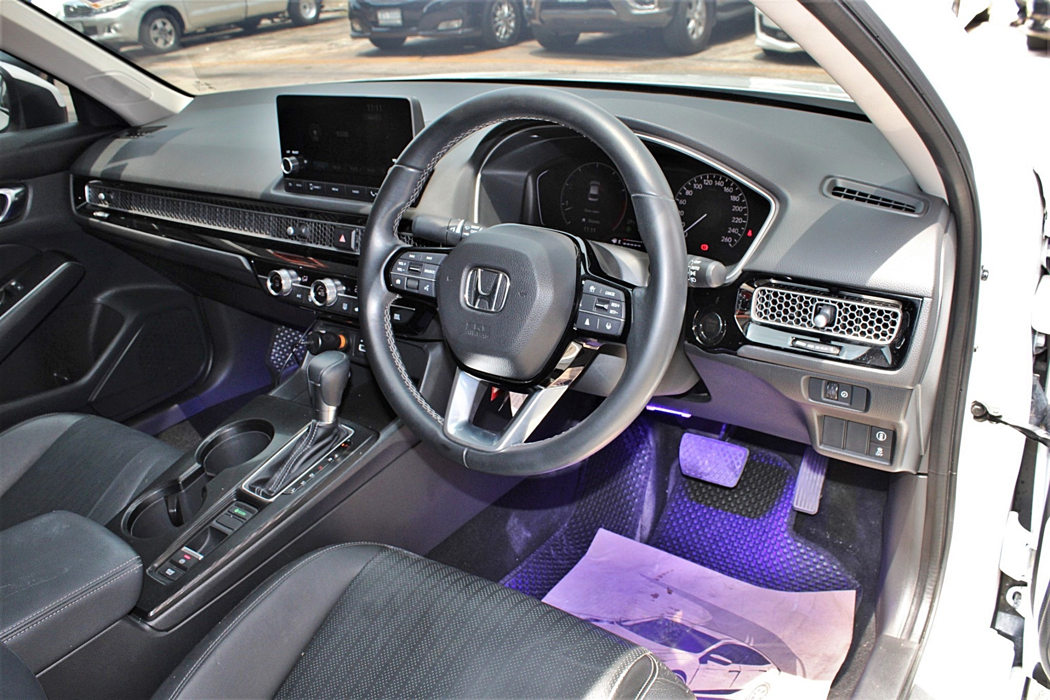 ดอกเบี้ยพิเศษ ฟรีดาวน์ สดไม่มีVat 2022 Honda Civic FE i-VTEC Turbo 1.5 EL+ 178 Hp AT สีขาวมุก (รูปที่ 5)