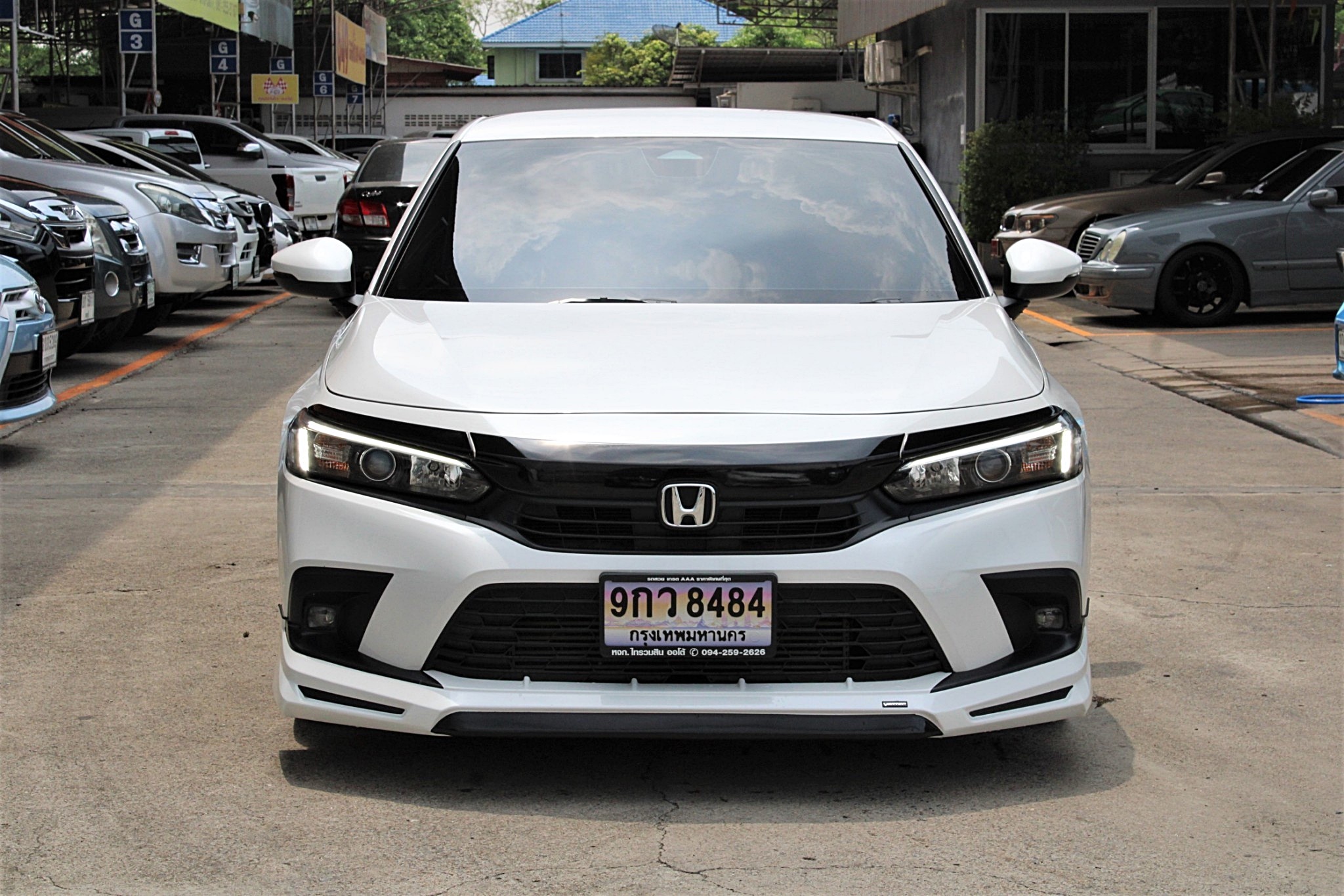 ดอกเบี้ยพิเศษ ฟรีดาวน์ สดไม่มีVat 2022 Honda Civic FE i-VTEC Turbo 1.5 EL+ 178 Hp AT สีขาวมุก