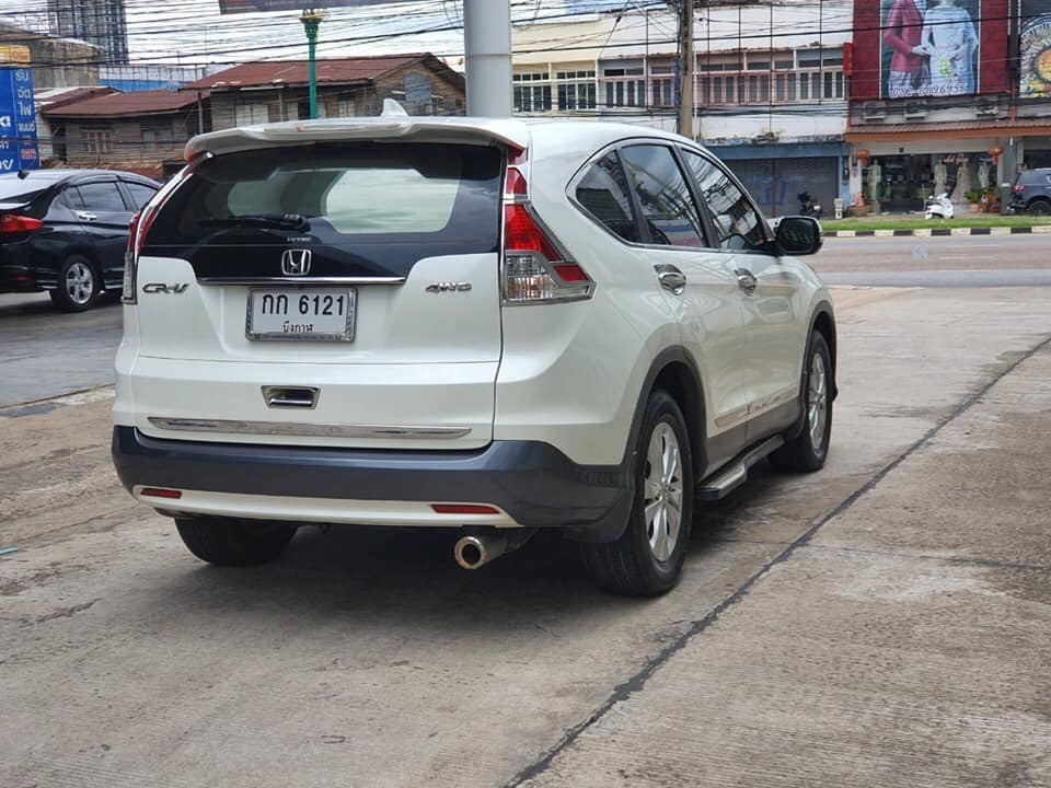 Honda CR-V ปี 2013 สีขาว