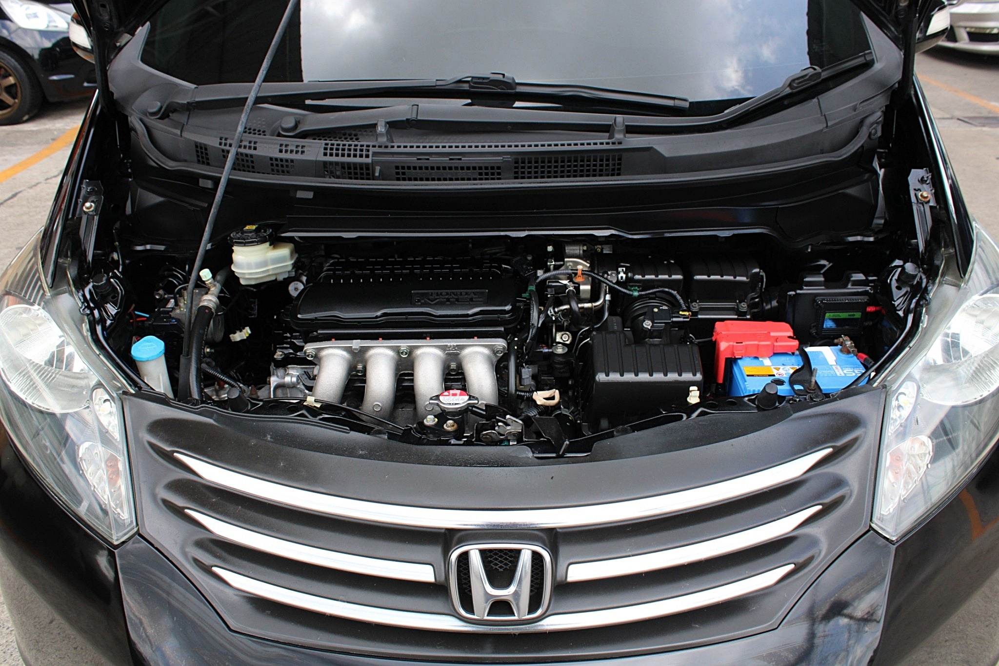 2012 Honda Freed 1.5 EL Wagon AT สีดำ เกียร์ออโต้ คันนี้รถบ้าน ออกห้างมือเดียว รถสวยไม่มีชน มีประวัติเช็คศูนย์ (รูปที่ 7)