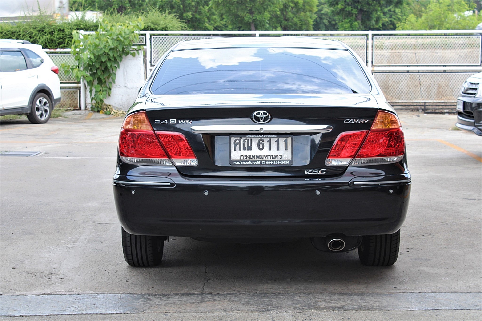2005 Toyota Camry 2.4 Q AT สีดำ เกียร์อัตโนมัติ รุ่นท๊อปสุด ไม่มีชน ภายในสวยสมบูรณ์ เครื่องช่วงล่างขับดี ไม่แก๊ส ไมล์แท้คันนี้เจ้าของดูแลมาดีมาก เล่มเ (รูปที่ 10)