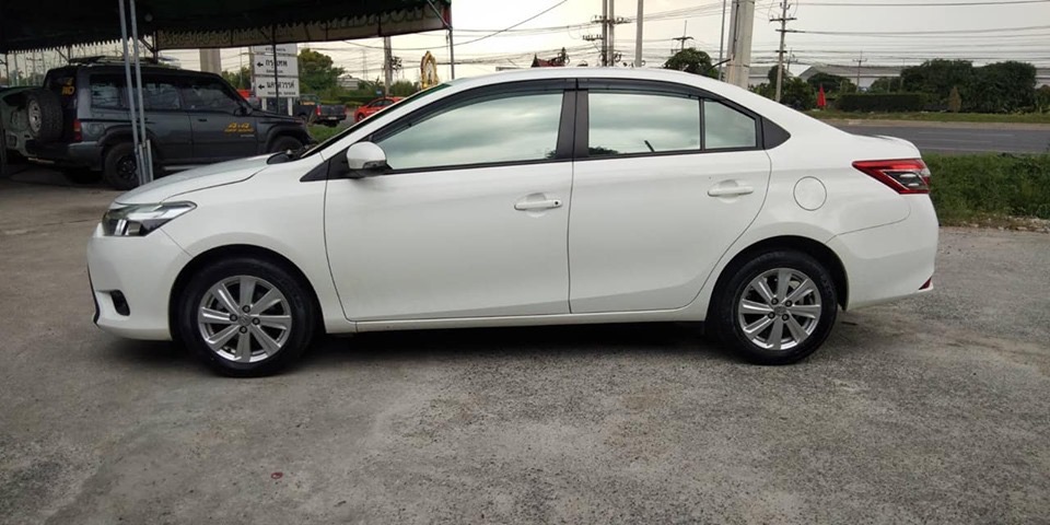 Toyota Vios ปี 2015 สีขาว (รูปที่ 6)