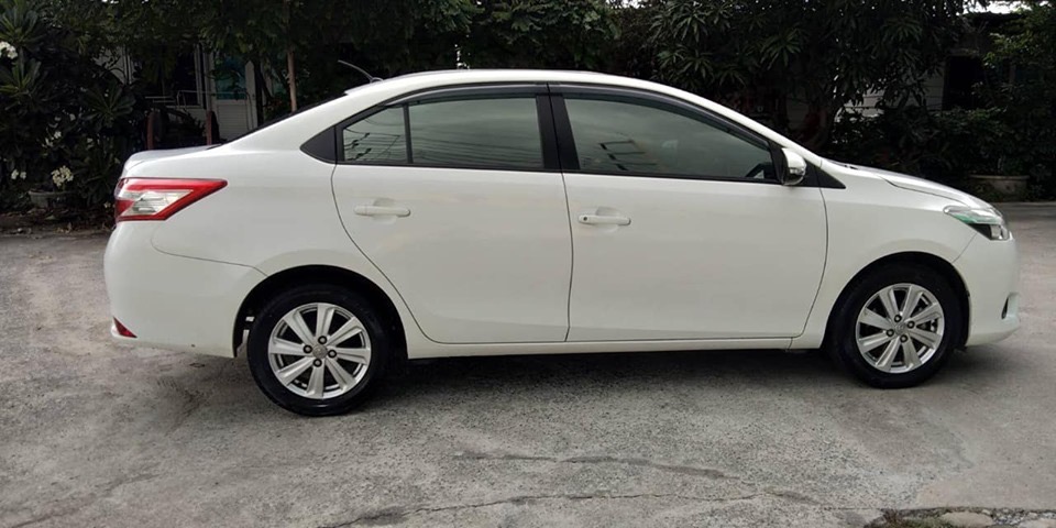 Toyota Vios ปี 2015 สีขาว (รูปที่ 5)